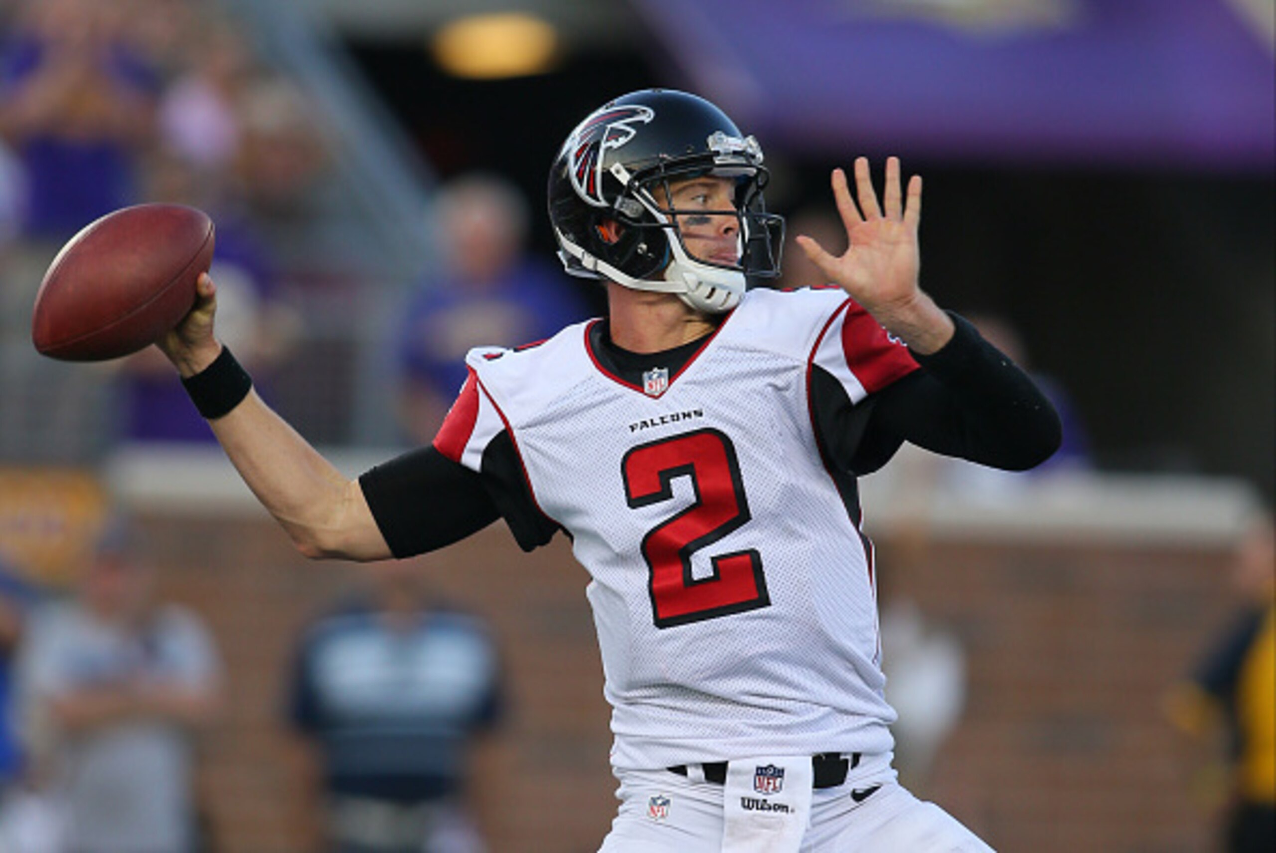 MINNEAPOLIS, MN - SEPTEMBER 28:  Matt Ryan #2 of the Atlanta Falcons passes against the Minnesota Vikings at TCF Bank Stadium on September 28, 2014 in Minneapolis, Minnesota. (Photo by Adam Bettcher/Getty Images)