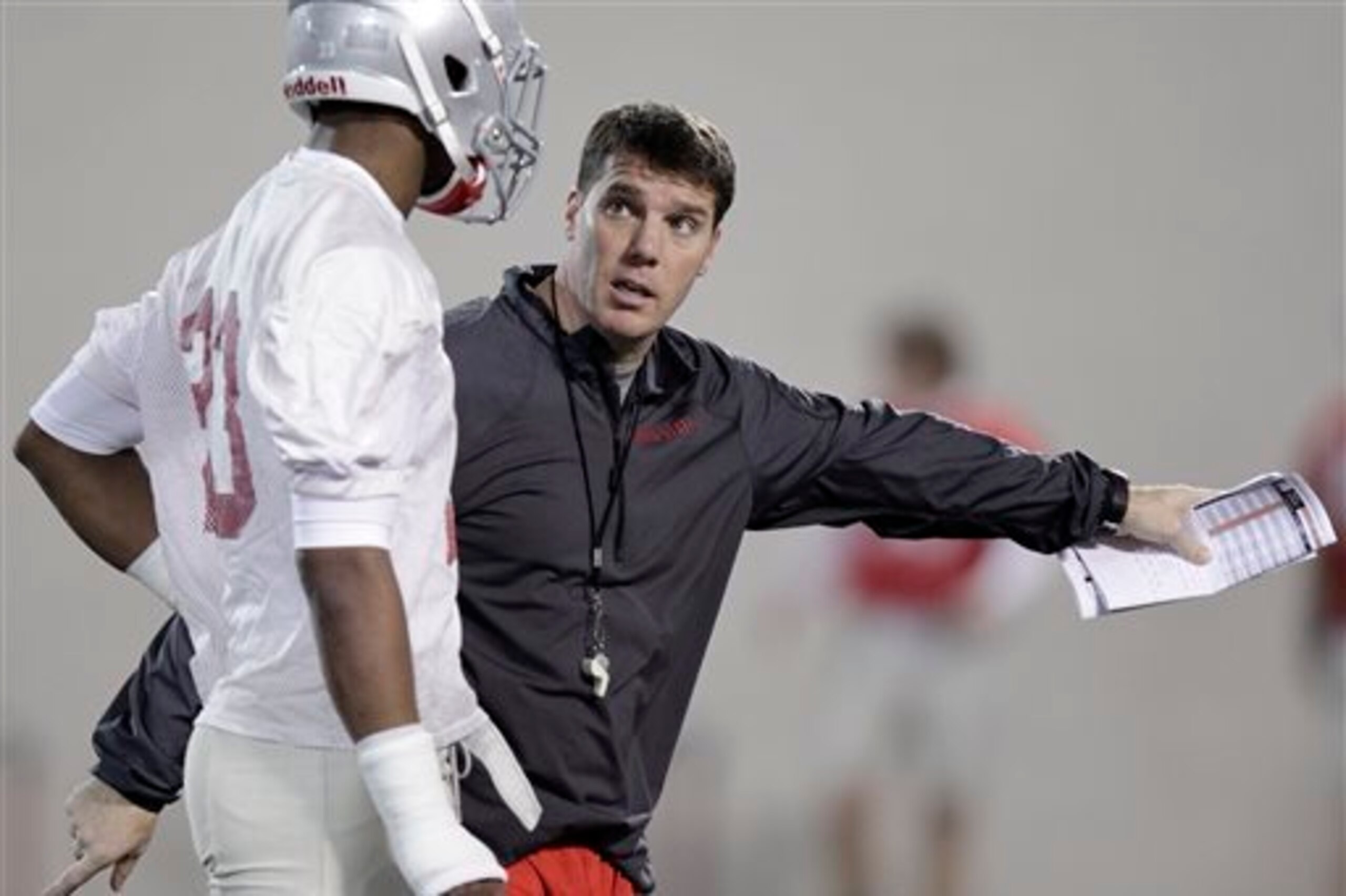 Chris Ash will be key in Ohio State's efforts to turn around its defense.