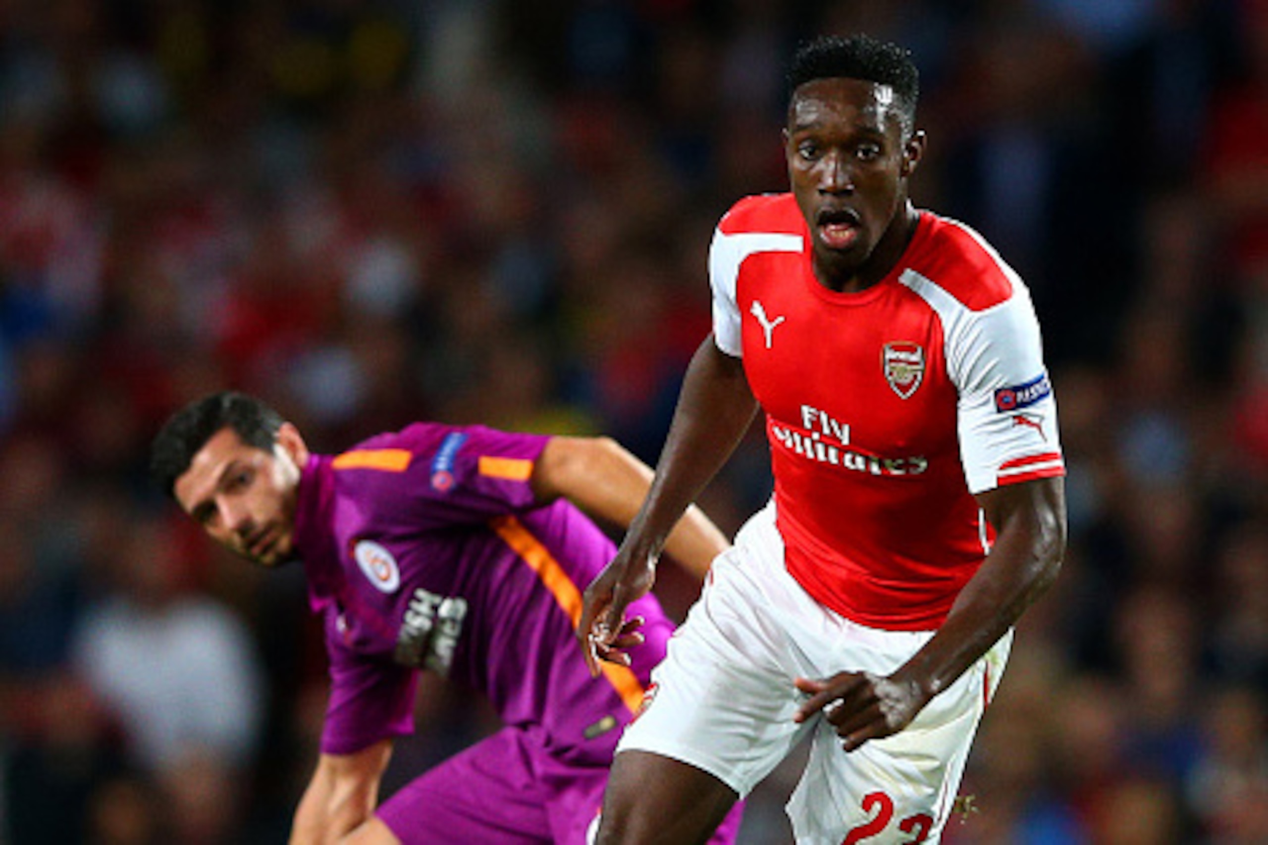 LONDON, ENGLAND - OCTOBER 01:  Danny Welbeck of Arsenal breaks from midfield during the UEFA Champions League group D match between Arsenal FC and Galatasaray AS at Emirates Stadium on October 1, 2014 in London, United Kingdom.  (Photo by Paul Gilham/Gett