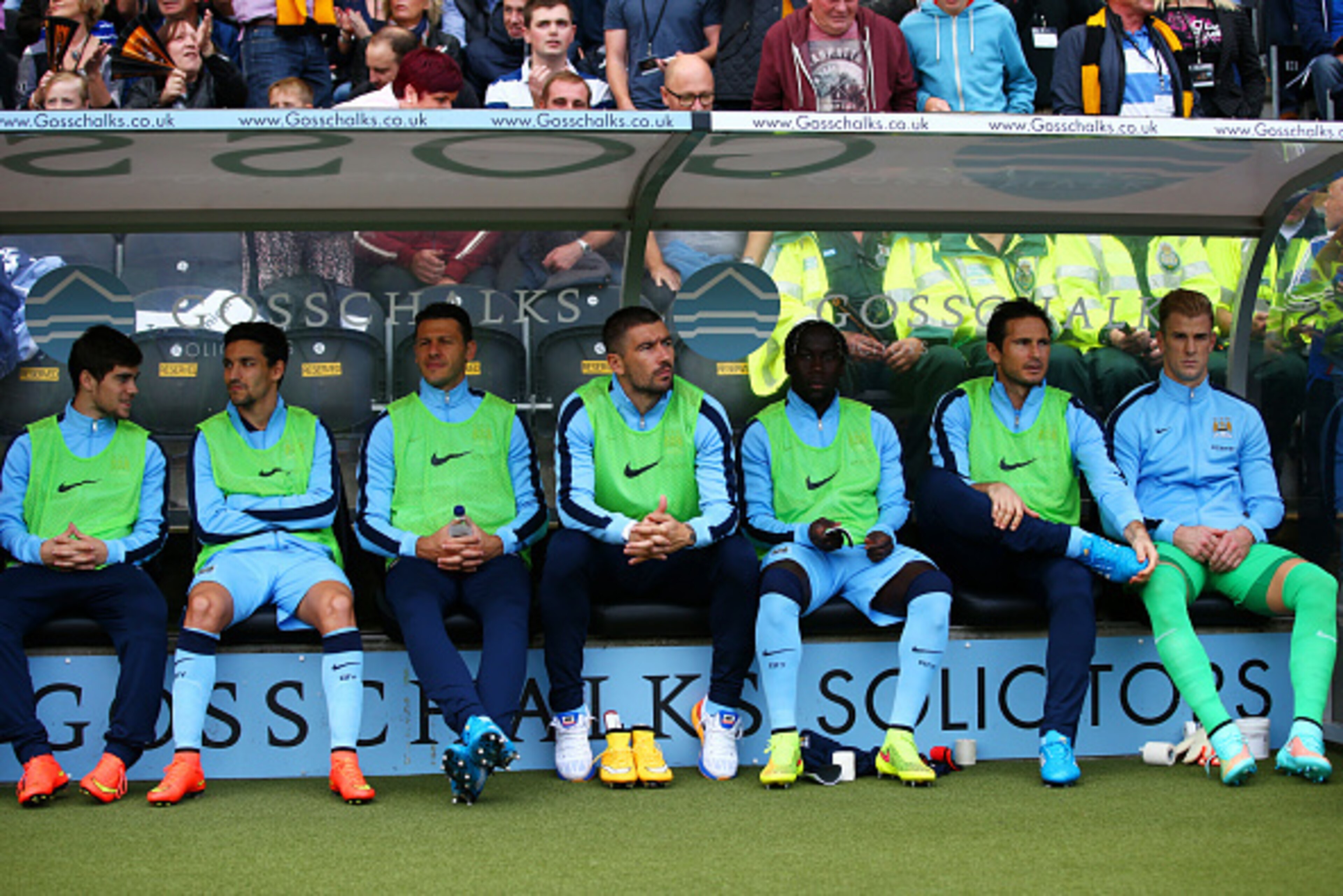 HULL, ENGLAND - SEPTEMBER 27: Joe Hart (R) of Manchester City sits on the bench next to team-mate Frank Lampard before the Barclays Premier League match between Hull City and Manchester City at KC Stadium on September 27, 2014 in Hull, England. (Photo b HULL, ENGLAND - SEPTEMBER 27: Joe Hart (R) of Manchester City sits on the bench next to team-mate Frank Lampard before the Barclays Premier League match between Hull City and Manchester City at KC Stadium on September 27, 2014 in Hull, England. (Photo b