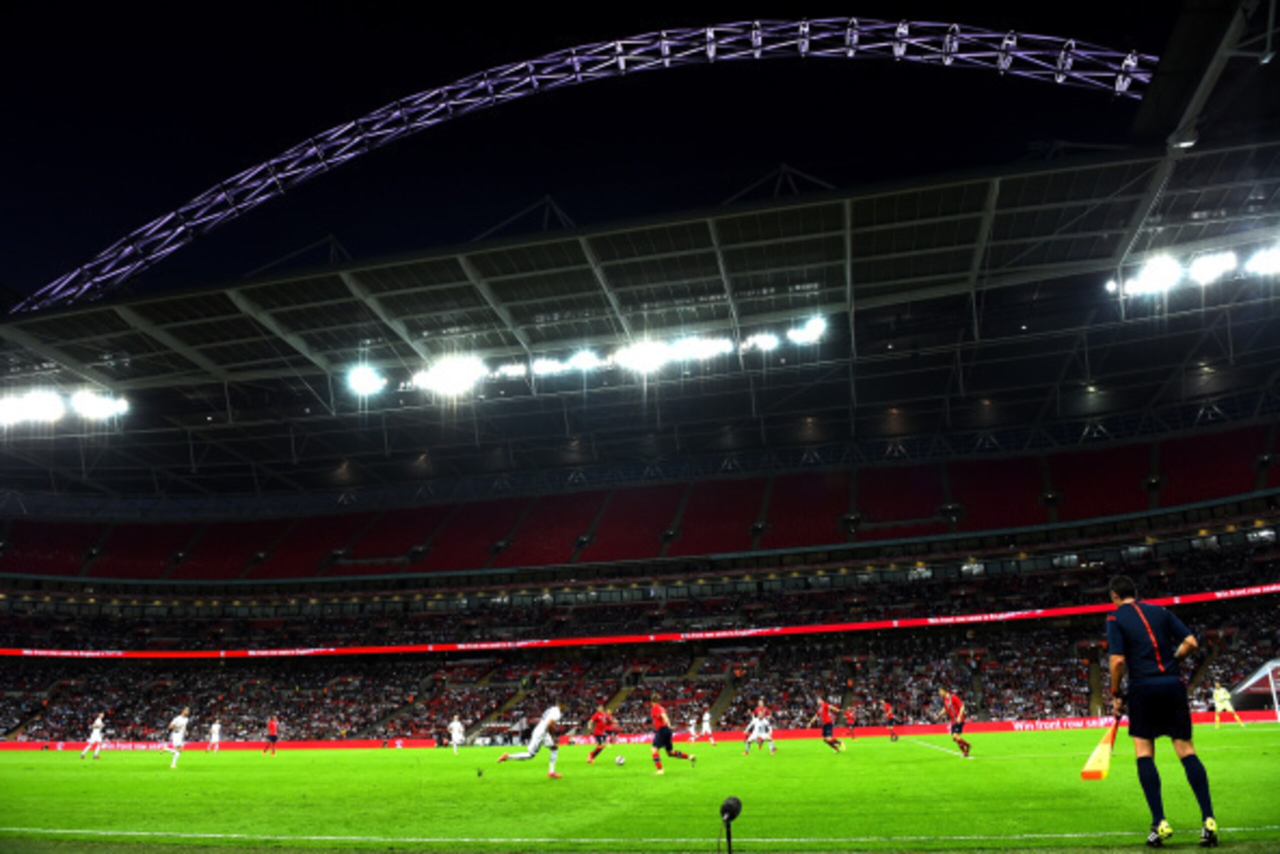 LONDON, ENGLAND - SEPTEMBER 03:  Empty seats are seen in the stand during the International friendly match between England and Norway at Wembley Stadium on September 3, 2014 in London, England.  (Photo by Laurence Griffiths/Getty Images)