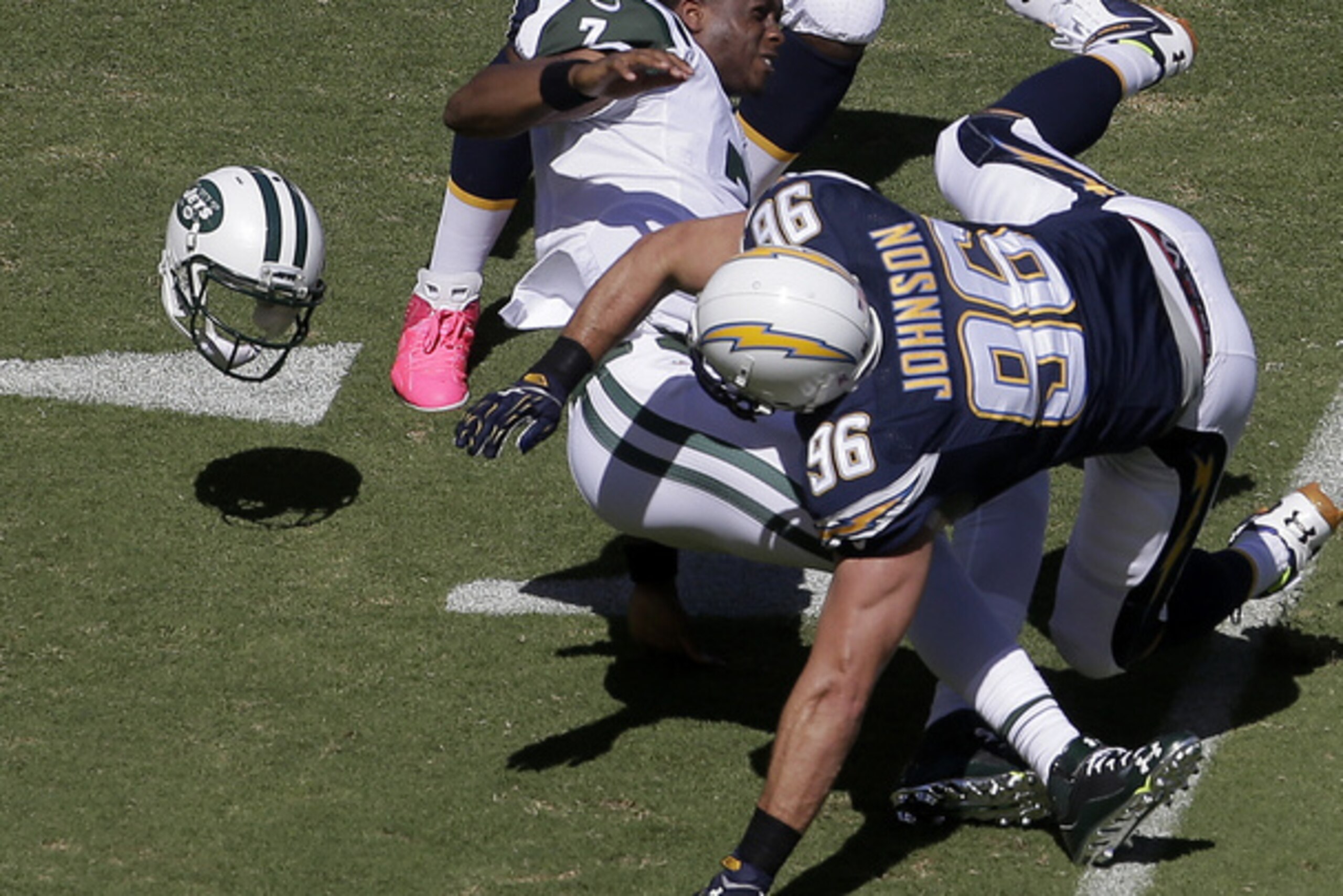 Neither Smith nor Vick had a chance to succeed against the San Diego Chargers. Neither Smith nor Vick had a chance to succeed against the San Diego Chargers.