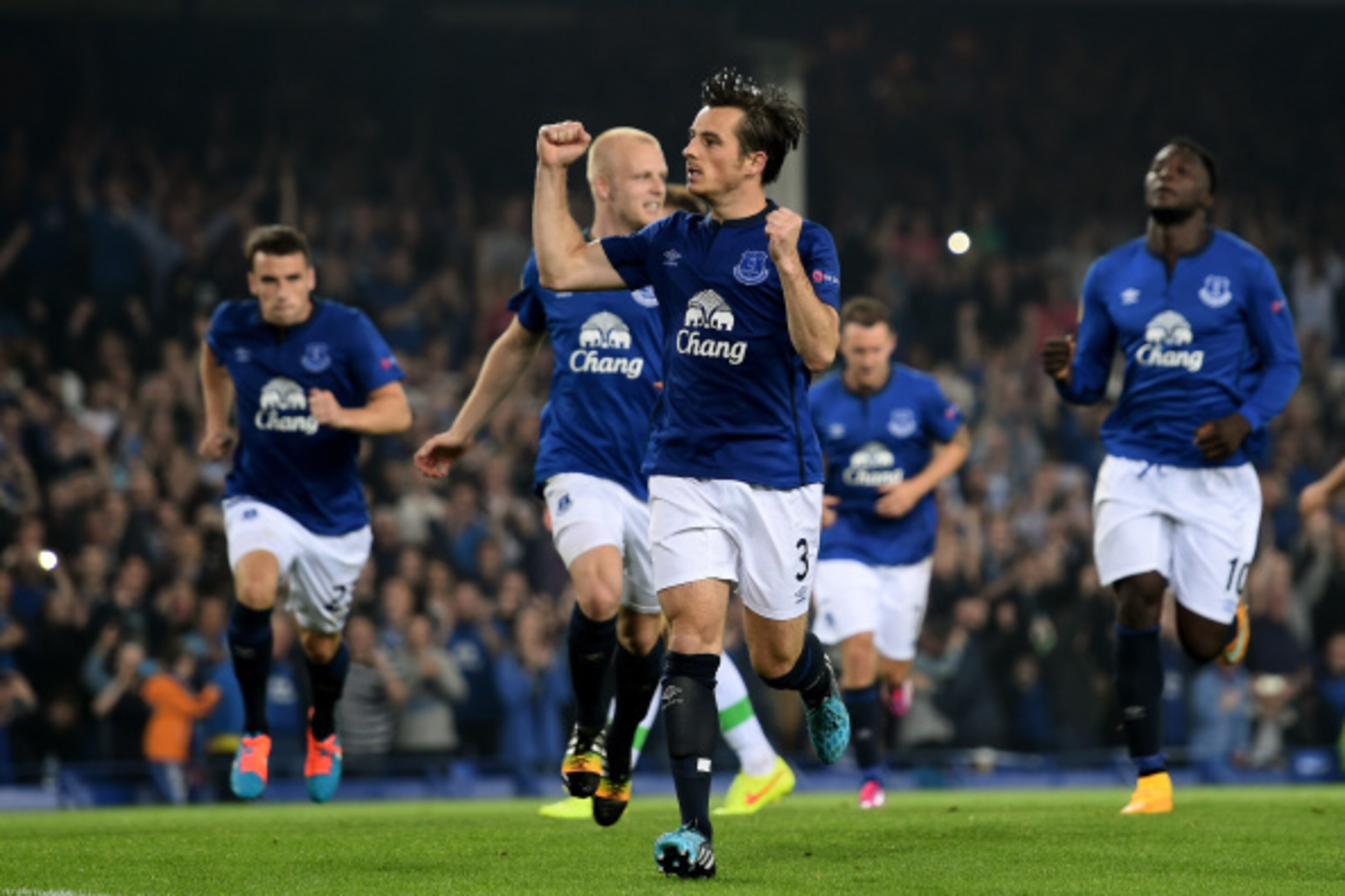 LIVERPOOL, ENGLAND - SEPTEMBER 18: Leighton Baines (C) of Everton celebrates after scoring his team's third goal from the penalty spot during the UEFA Europa League Group H match between Everton and VFL Wolfsburg on September 18, 2014 in Liverpool, Unite LIVERPOOL, ENGLAND - SEPTEMBER 18: Leighton Baines (C) of Everton celebrates after scoring his team's third goal from the penalty spot during the UEFA Europa League Group H match between Everton and VFL Wolfsburg on September 18, 2014 in Liverpool, Unite