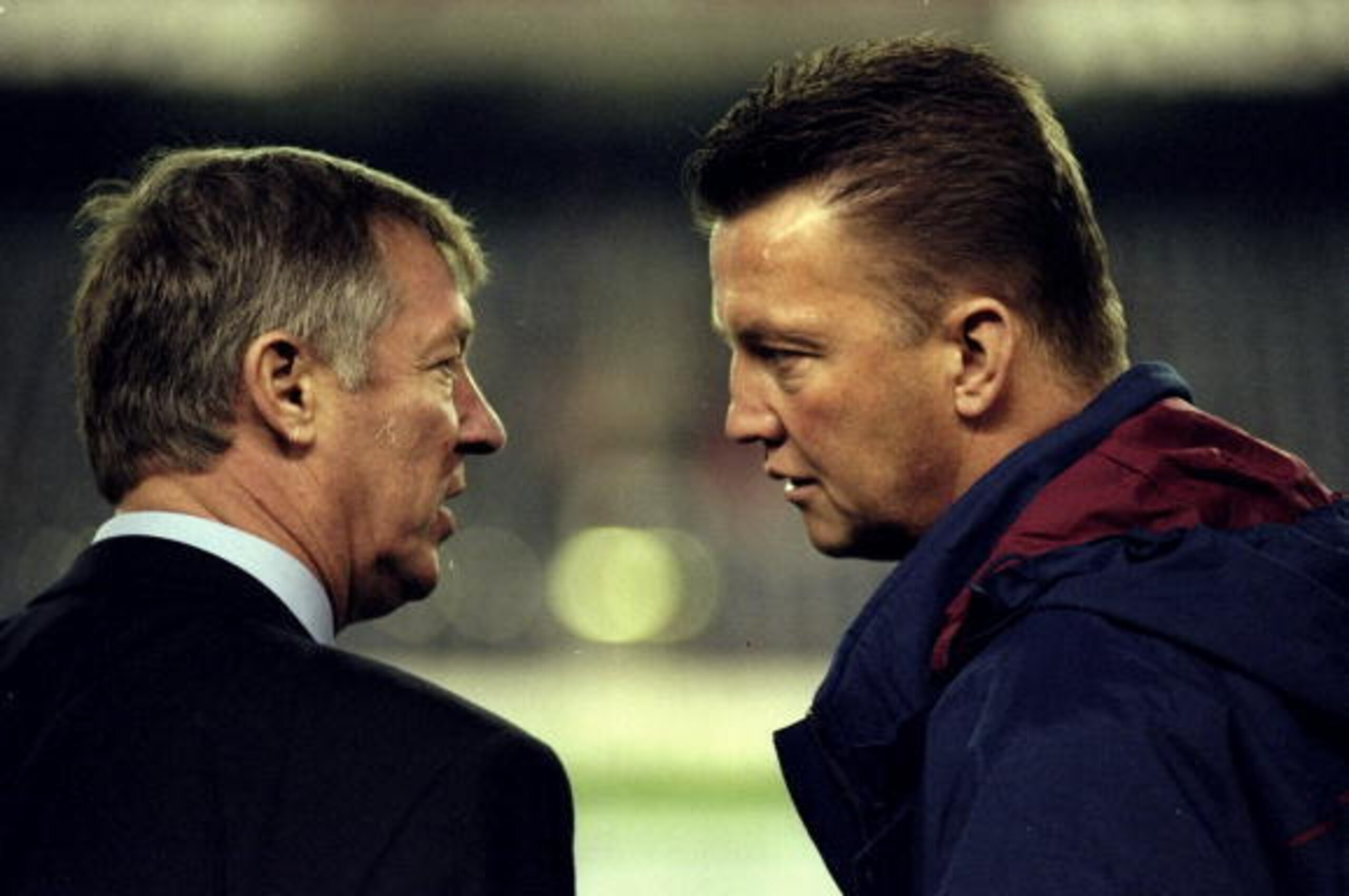 25 Nov 1998:  Manchester United manager Alex Ferguson comes face to face with Barcelona coach Louis van Gaal in the UEFA Champions League match at the Nou Camp in Barcelona, Spain. The game ended 3-3. \ Mandatory Credit: Shaun Botterill /Allsport