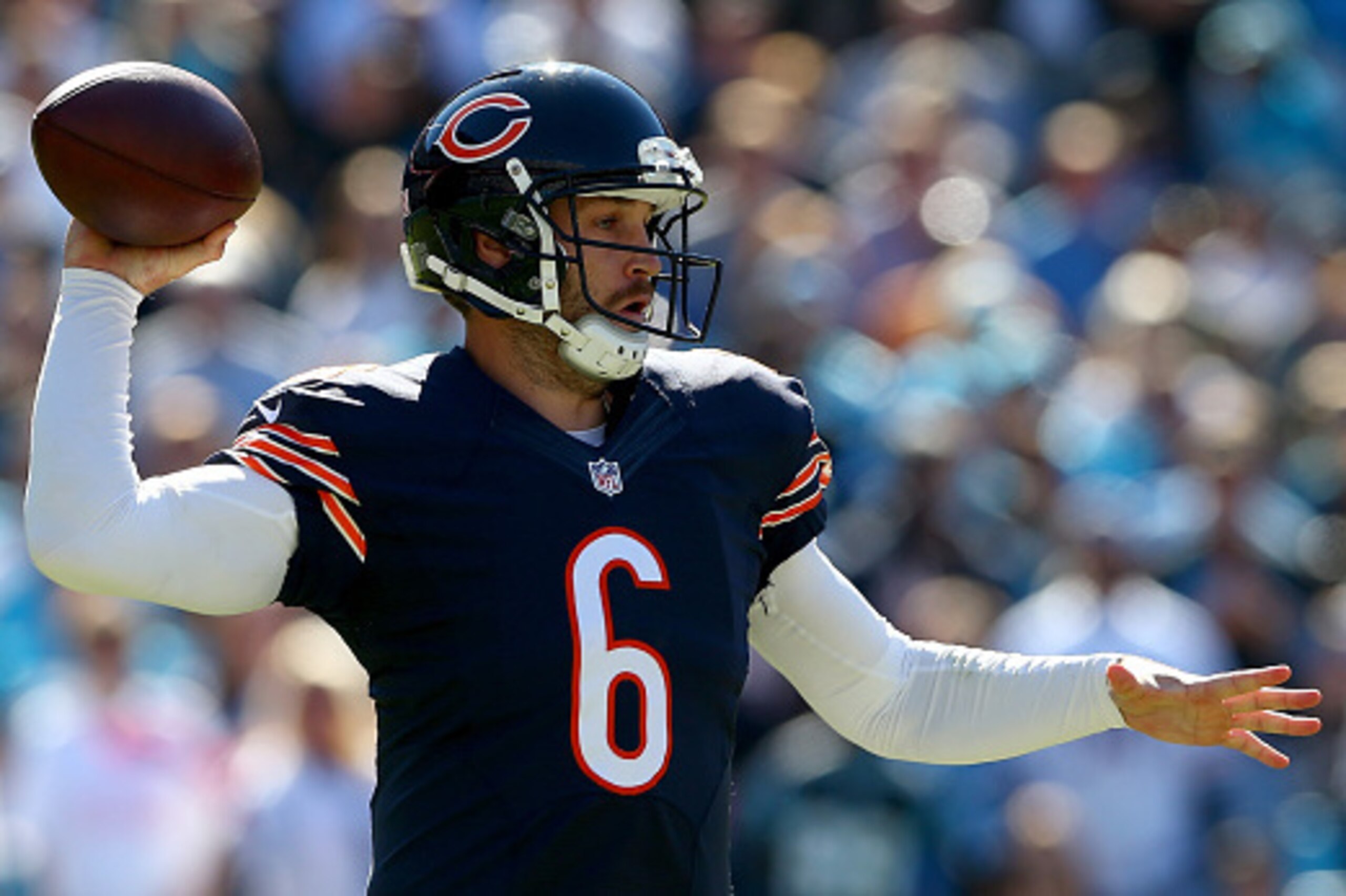 CHARLOTTE, NC - OCTOBER 05:  Jay Cutler #6 of the Chicago Bears drops back to pass against the Carolina Panthers at Bank of America Stadium on October 5, 2014 in Charlotte, North Carolina.  (Photo by Streeter Lecka/Getty Images)