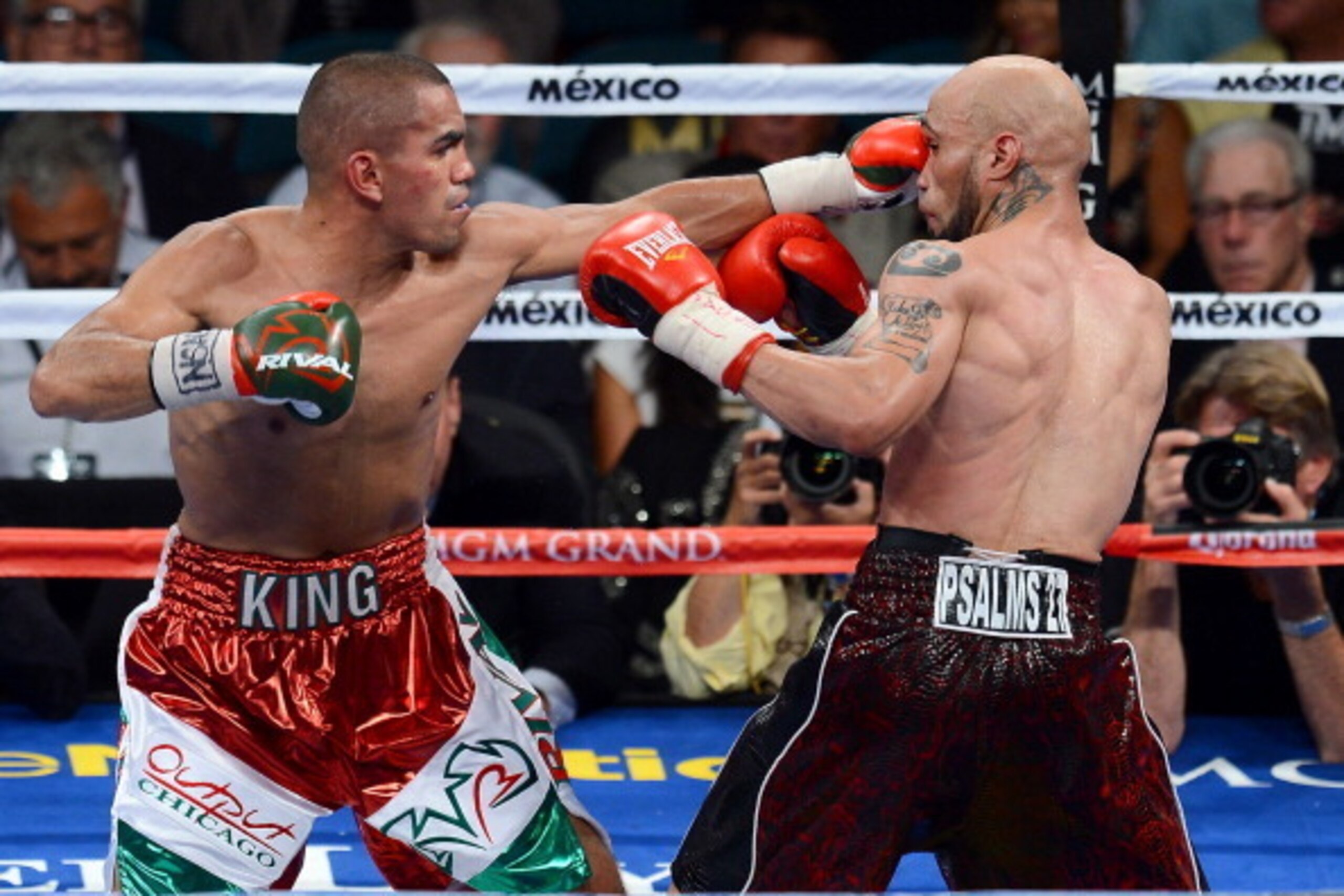 LAS VEGAS, NV - SEPTEMBER 14:  Carlos Molina (L) throws a left at Ishe Smith during their IBF junior middleweight title fight at the MGM Grand Garden Arena on September 14, 2013 in Las Vegas, Nevada. Molina won the title by split decision.  (Photo by Etha