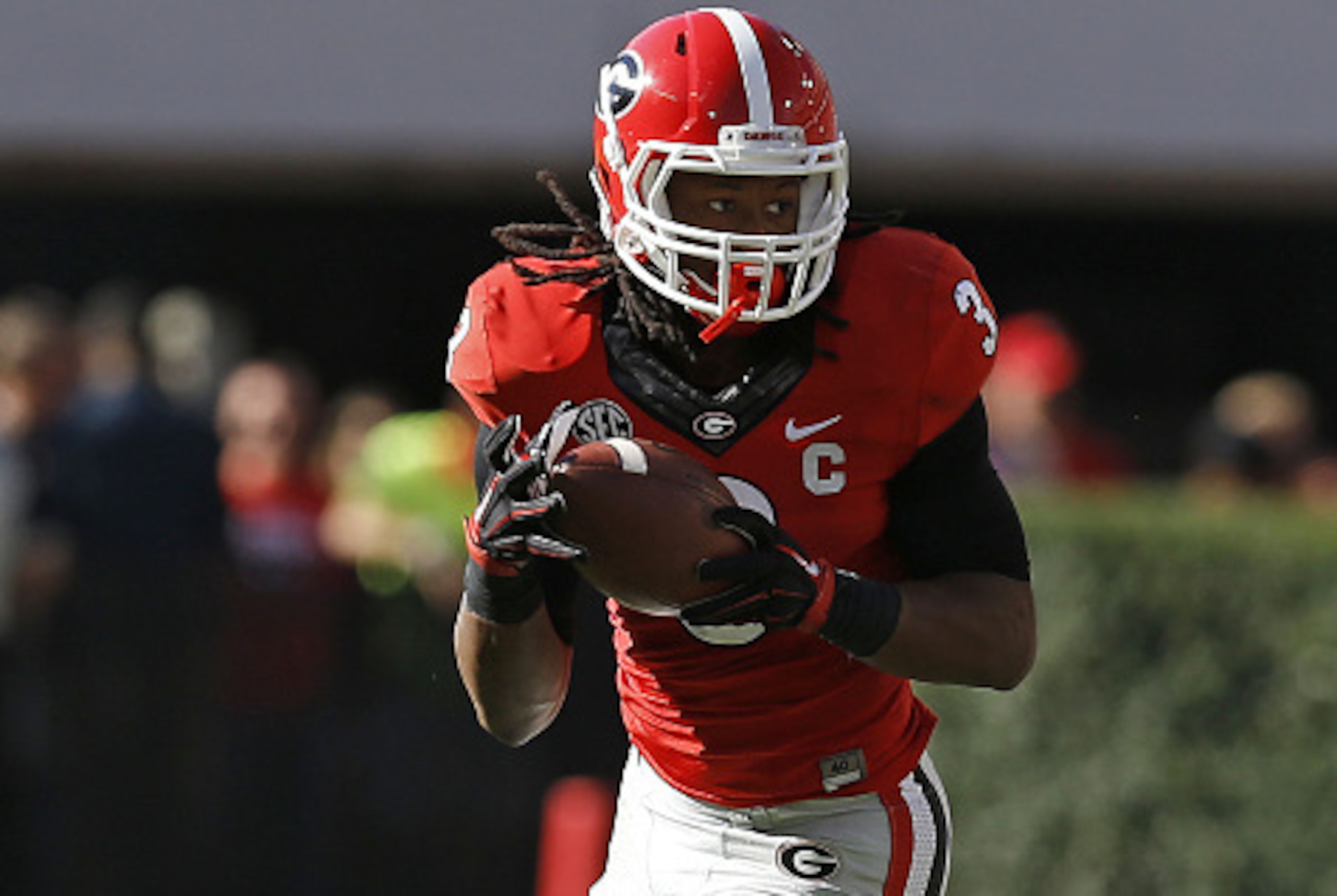 ATHENS, GA - OCTOBER 04:  Running back Todd Gurley #3 of the Georgia Bulldogs rushes with the ball against the Vanderbilt Commodores at Sanford Stadium on October 4, 2014 in Athens, Georgia.  (Photo by Mike Zarrilli/Getty Images)