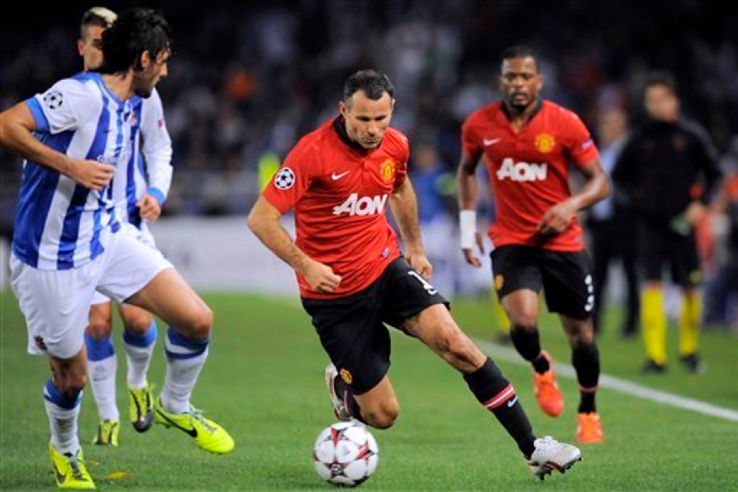 Giggs: A good example for Ronaldo to follow