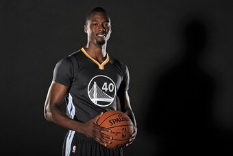 OAKLAND - SEPTEMBER 29:  Harrison Barnes #40 of the Golden State Warriors poses for media day photos on September 29, 2014 at the Warriors practice facility in Oakland, California. NOTE TO USER: User expressly acknowledges and agrees that, by downloading 