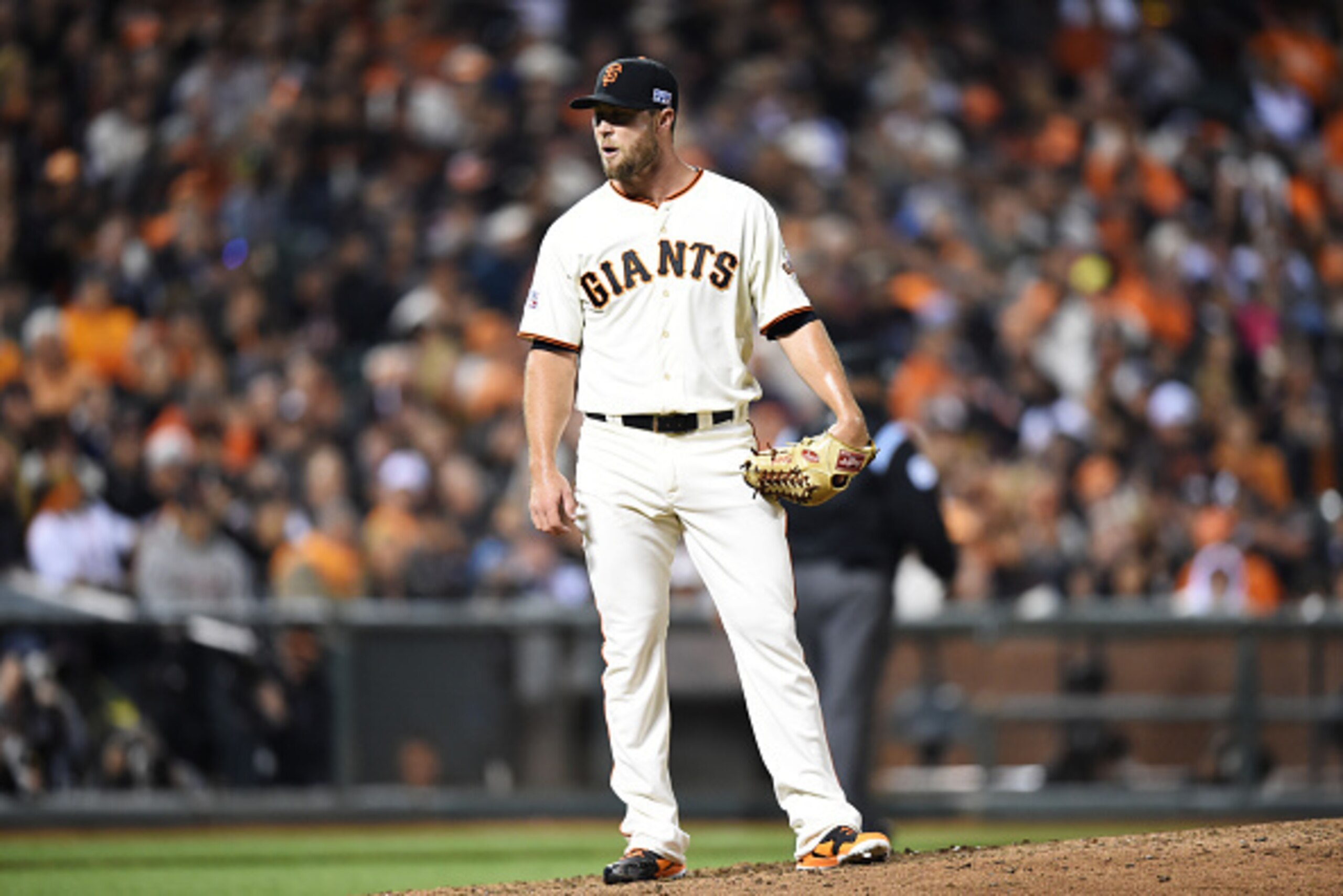 SAN FRANCISCO, CA - OCTOBER 07: Hunter Strickland #60 of the San Francisco Giants reacts after Bryce Harper #34 of the Washington Nationals hit a home run in the seventh inning during Game Four of the National League Division Series at AT&T Park on Octob SAN FRANCISCO, CA - OCTOBER 07: Hunter Strickland #60 of the San Francisco Giants reacts after Bryce Harper #34 of the Washington Nationals hit a home run in the seventh inning during Game Four of the National League Division Series at AT&T Park on Octob
