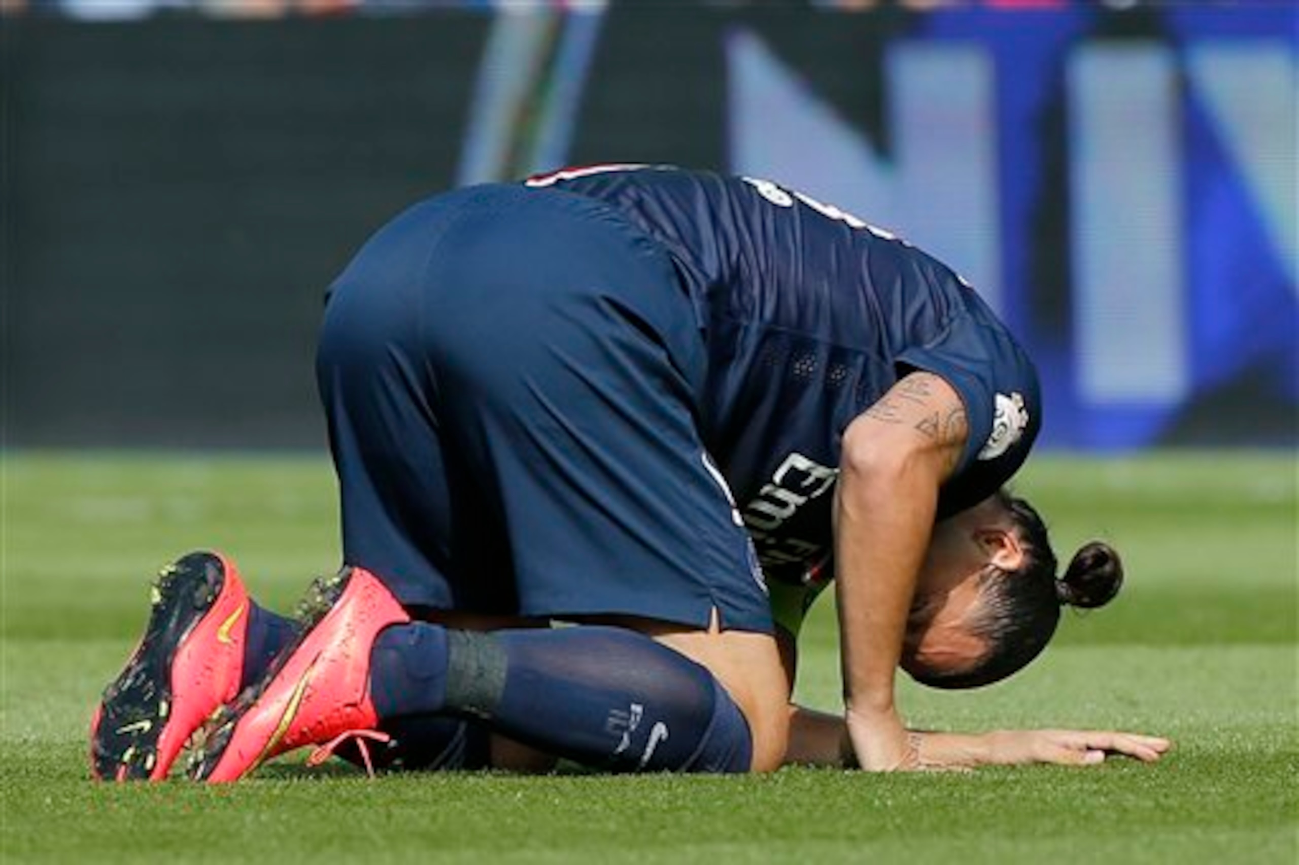 Ibrahimovic injured vs. Bastia