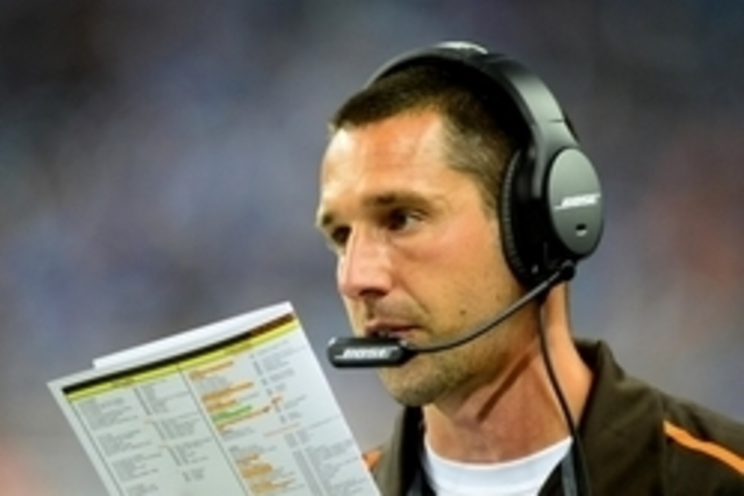 Aug 9, 2014; Detroit, MI, USA; Cleveland Browns offensive coordinator Kyle Shanahan on the sidelines during the second quarter against the Detroit Lions at Ford Field. Mandatory Credit: Andrew Weber-USA TODAY Sports Aug 9, 2014; Detroit, MI, USA; Cleveland Browns offensive coordinator Kyle Shanahan on the sidelines during the second quarter against the Detroit Lions at Ford Field. Mandatory Credit: Andrew Weber-USA TODAY Sports