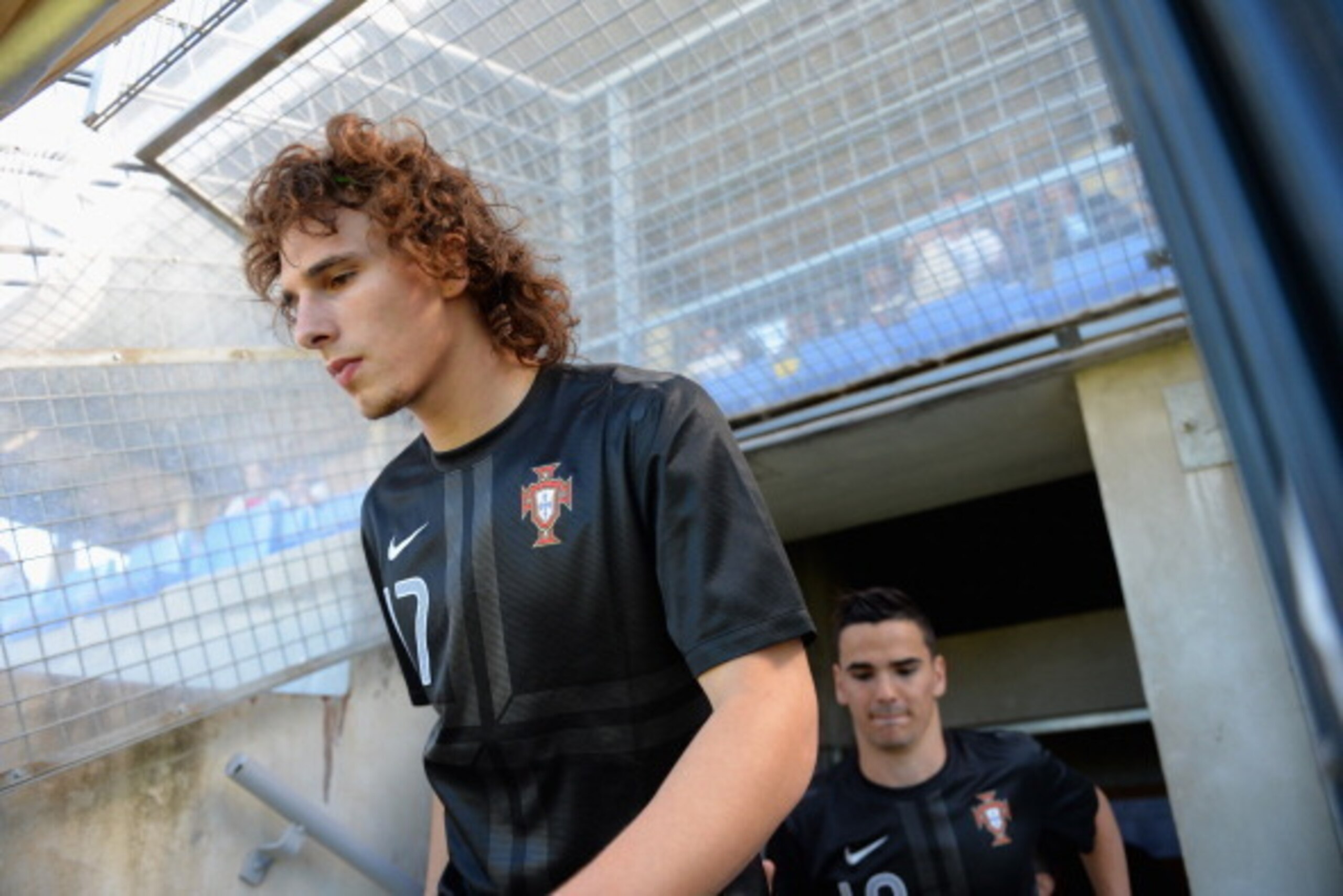 HYERES, FRANCE - MAY 23: Fabio Sturgeon of Portugal walks out the tunnel and onto the pitch during the Toulon Tournament Group A match between Portugal and Chile at the Stade Perruc on May 23, 2014 in Hyeres, France. (Photo by Christopher Lee/Getty Imag HYERES, FRANCE - MAY 23: Fabio Sturgeon of Portugal walks out the tunnel and onto the pitch during the Toulon Tournament Group A match between Portugal and Chile at the Stade Perruc on May 23, 2014 in Hyeres, France. (Photo by Christopher Lee/Getty Imag
