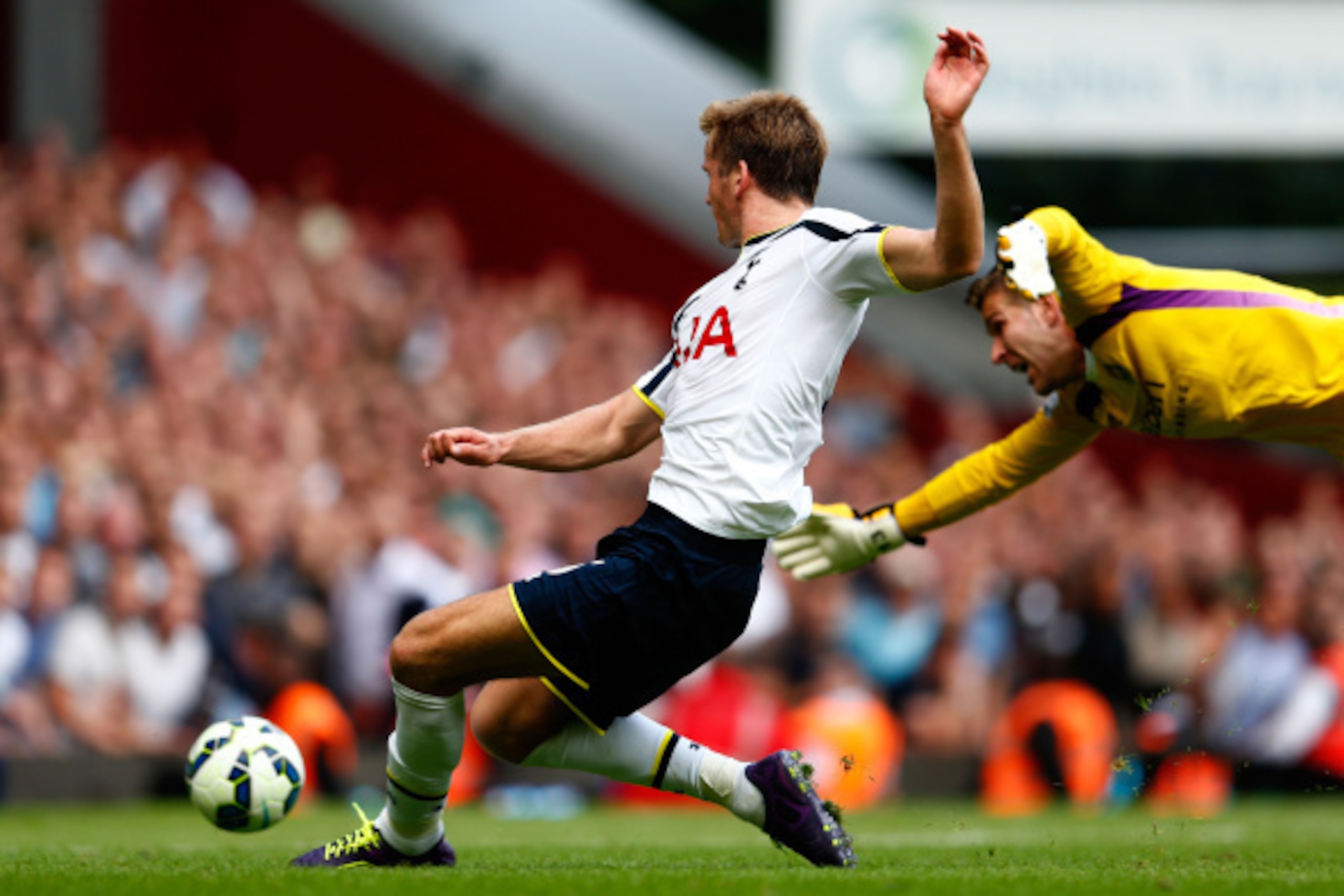 LONDON, ENGLAND - AUGUST 16:  Eric Dier of Spurs scores the match winning goal past Adrian of West Ham during the Barclays Premier League match between West Ham United and Tottenham Hotspur at Boleyn Ground on August 16, 2014 in London, England.  (Photo b