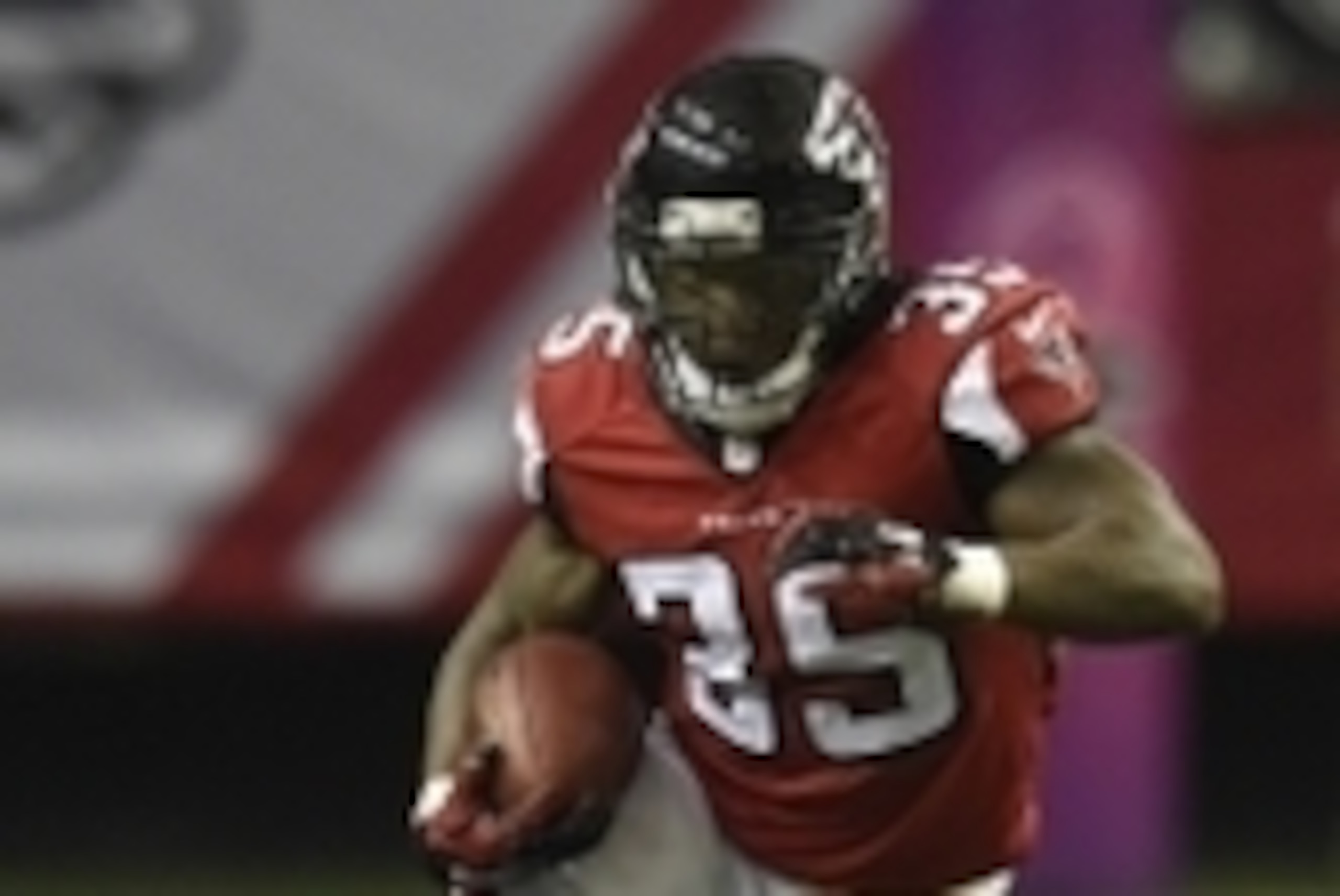 Oct 12, 2014; Atlanta, GA, USA; Atlanta Falcons running back Antone Smith (35) runs against the Chicago Bears during the first half at the Georgia Dome. The Bears defeated the Falcons 27-13. Mandatory Credit: Dale Zanine-USA TODAY Sports Oct 12, 2014; Atlanta, GA, USA; Atlanta Falcons running back Antone Smith (35) runs against the Chicago Bears during the first half at the Georgia Dome. The Bears defeated the Falcons 27-13. Mandatory Credit: Dale Zanine-USA TODAY Sports