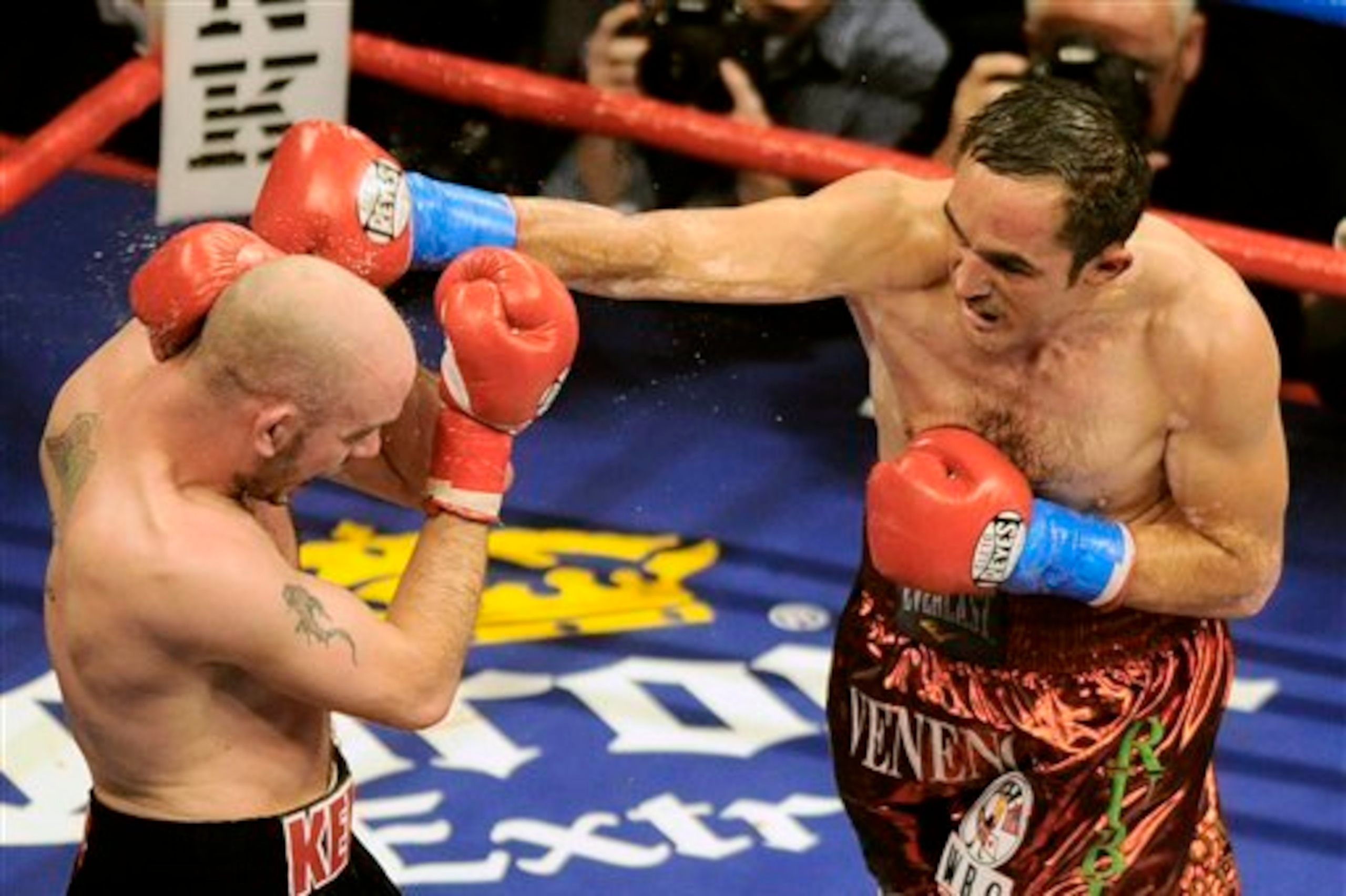 Rubio lost to Kelly Pavlik in 2009. Rubio lost to Kelly Pavlik in 2009.