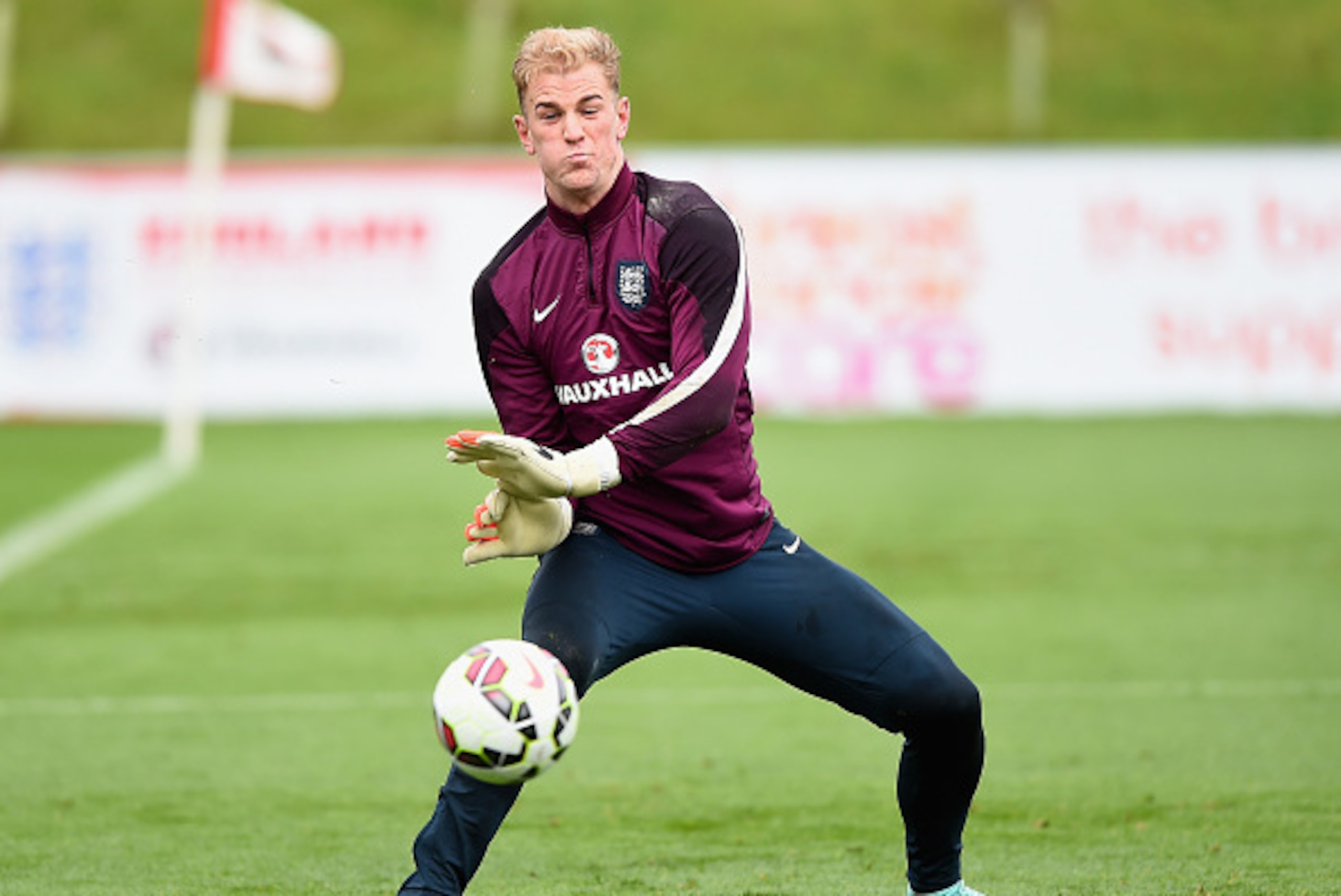 BURTON-UPON-TRENT, ENGLAND - OCTOBER 07: Joe Hart of England makes a save during a training session at St Georges Park on October 7, 2014 in Burton-upon-Trent, England. (Photo by Laurence Griffiths/Getty Images) BURTON-UPON-TRENT, ENGLAND - OCTOBER 07: Joe Hart of England makes a save during a training session at St Georges Park on October 7, 2014 in Burton-upon-Trent, England. (Photo by Laurence Griffiths/Getty Images)