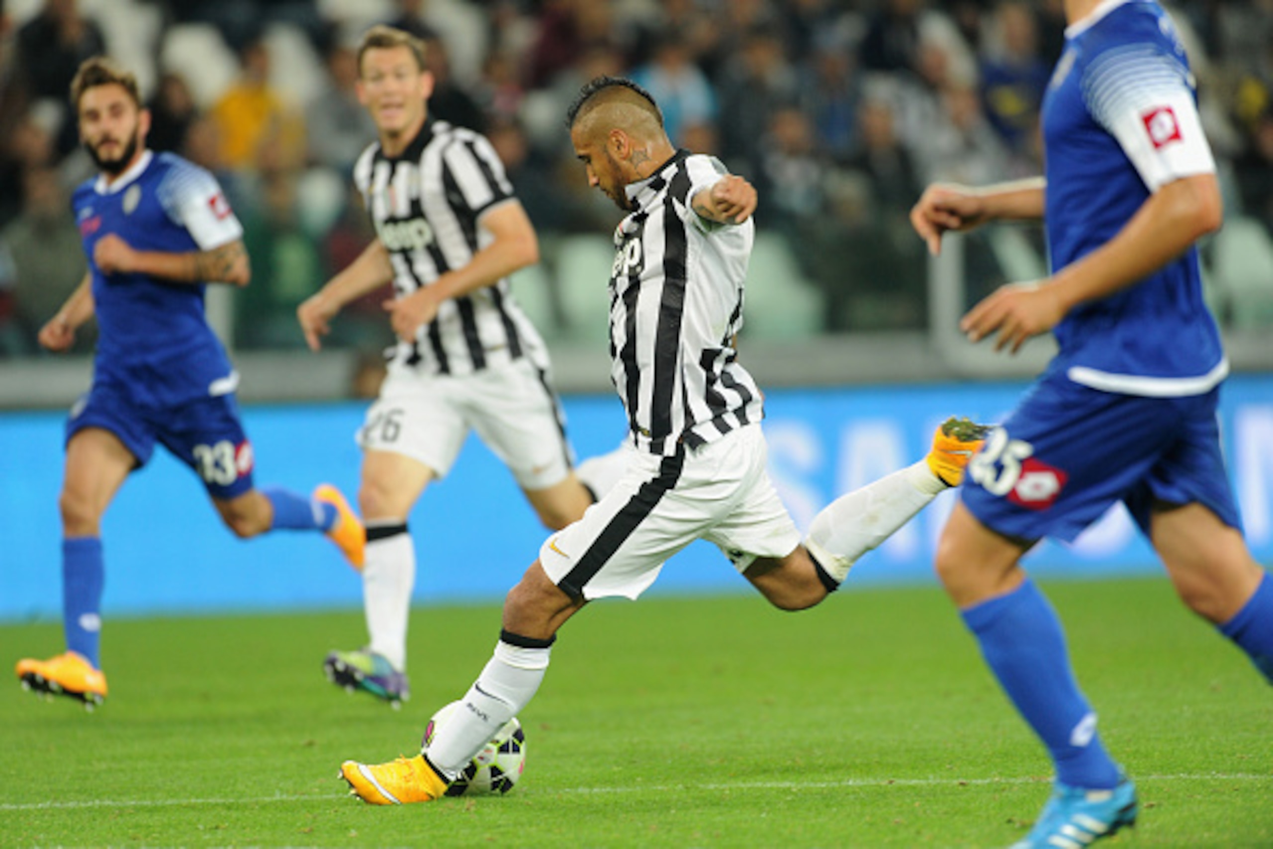 TURIN, ITALY - SEPTEMBER 24: Arturo Vidal of Juventus FC shoot the ball of the goal of 2-0 during the Serie A match between Juventus FC and AC Cesena at Juventus Arena on September 24, 2014 in Turin, Italy. (Photo by Pier Marco Tacca/Getty Images) TURIN, ITALY - SEPTEMBER 24: Arturo Vidal of Juventus FC shoot the ball of the goal of 2-0 during the Serie A match between Juventus FC and AC Cesena at Juventus Arena on September 24, 2014 in Turin, Italy. (Photo by Pier Marco Tacca/Getty Images)