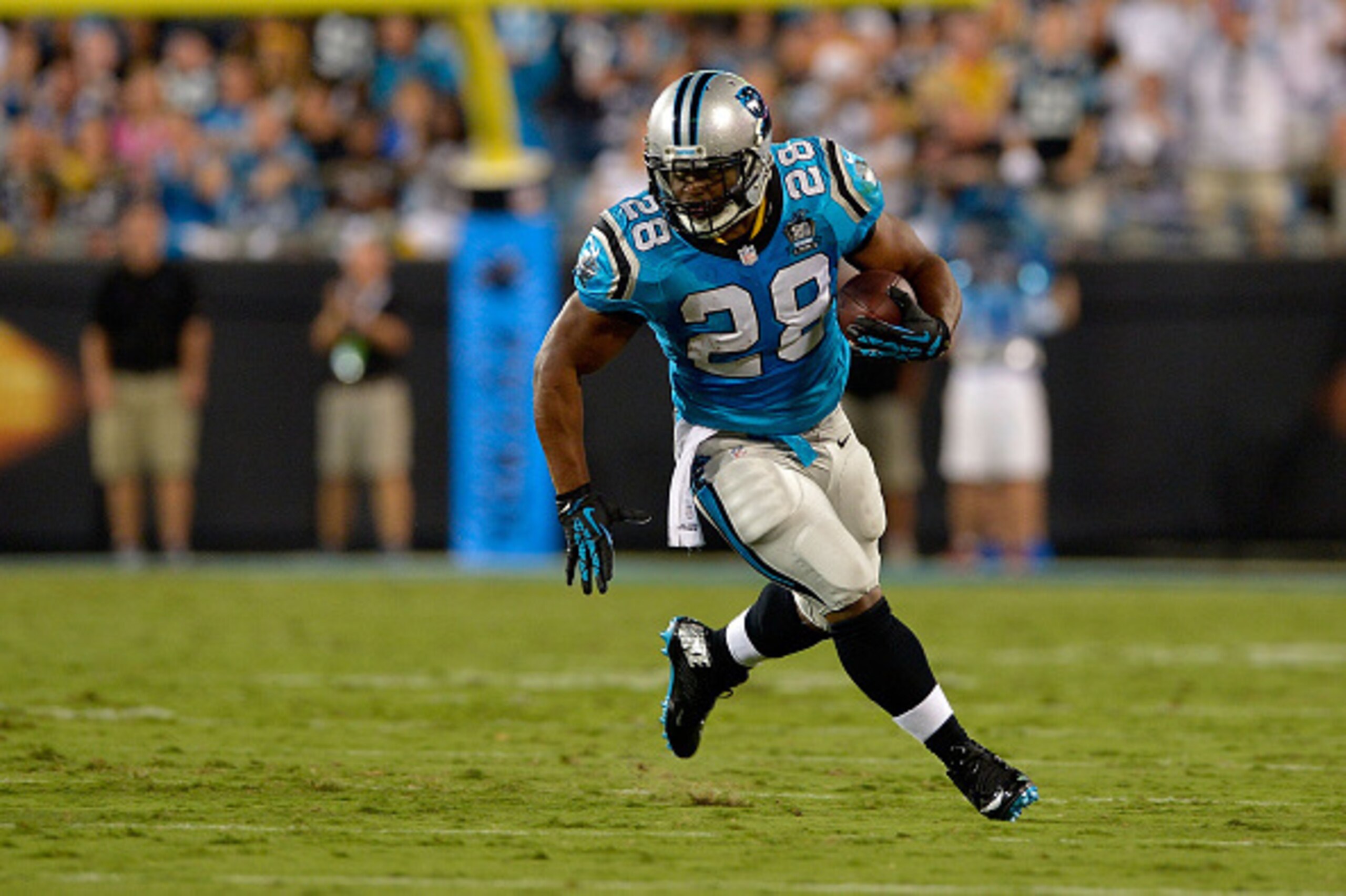 CHARLOTTE, NC - SEPTEMBER 21:  Jonathan Stewart #28 of the Carolina Panthers runs the ball against the Pittsburgh Steelers in the 1st quarter during their game at Bank of America Stadium on September 21, 2014 in Charlotte, North Carolina.  (Photo by Grant
