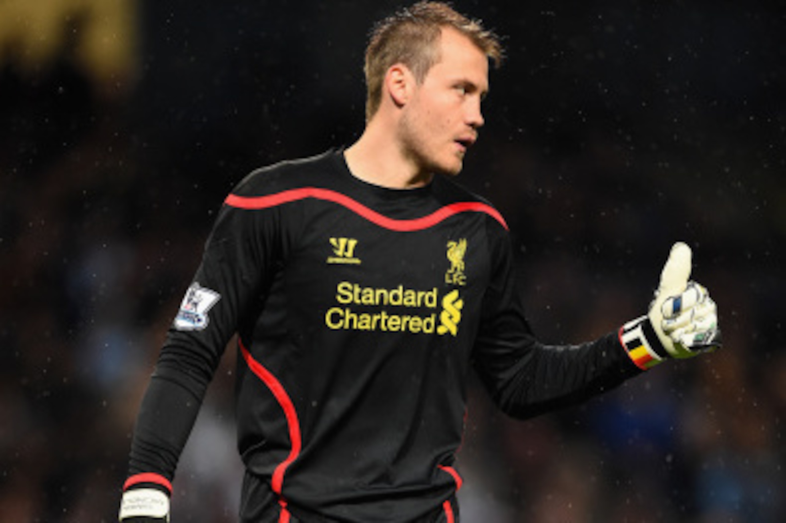 MANCHESTER, ENGLAND - AUGUST 25: Simon Mignolet of Liverpool gestures during the Barclays Premier League match between Manchester City and Liverpool at the Etihad Stadium on August 25, 2014 in Manchester, England. (Photo by Laurence Griffiths/Getty Imag MANCHESTER, ENGLAND - AUGUST 25: Simon Mignolet of Liverpool gestures during the Barclays Premier League match between Manchester City and Liverpool at the Etihad Stadium on August 25, 2014 in Manchester, England. (Photo by Laurence Griffiths/Getty Imag