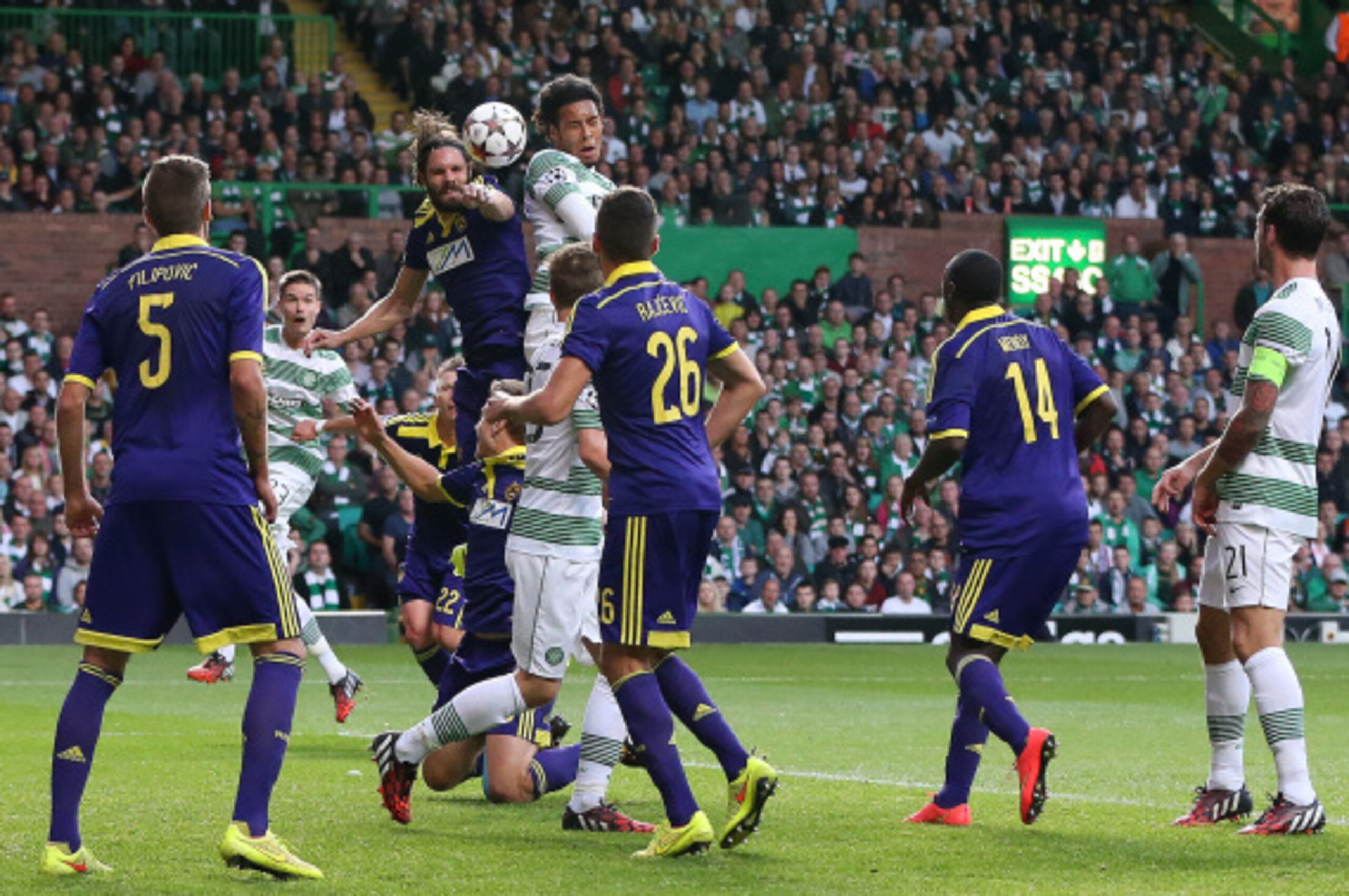 GLASGOW, SCOTLAND - AUGUST 26: Virgil van Dijk of Celtic attempts a header on goal during the UEFA Champions League Qualifying Play-Offs Round, Second Leg
Match between Celtic and Maribor, at Celtic Park on August 26, 2014 Glasgow, Scotland. (Photo by Ia GLASGOW, SCOTLAND - AUGUST 26: Virgil van Dijk of Celtic attempts a header on goal during the UEFA Champions League Qualifying Play-Offs Round, Second Leg
Match between Celtic and Maribor, at Celtic Park on August 26, 2014 Glasgow, Scotland. (Photo by Ia