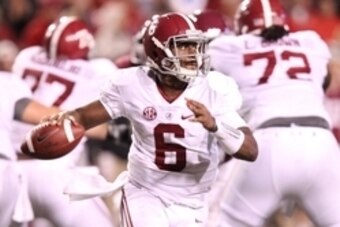 Oct 11, 2014; Fayetteville, AR, USA; Alabama Crimson Tide quarterback Blake Sims (6) looks to pass during the fourth quarter against the Arkansas Razorbacks at Donald W. Reynolds Razorback Stadium. Alabama defeated Arkansas 14-13. Mandatory Credit: Nelson