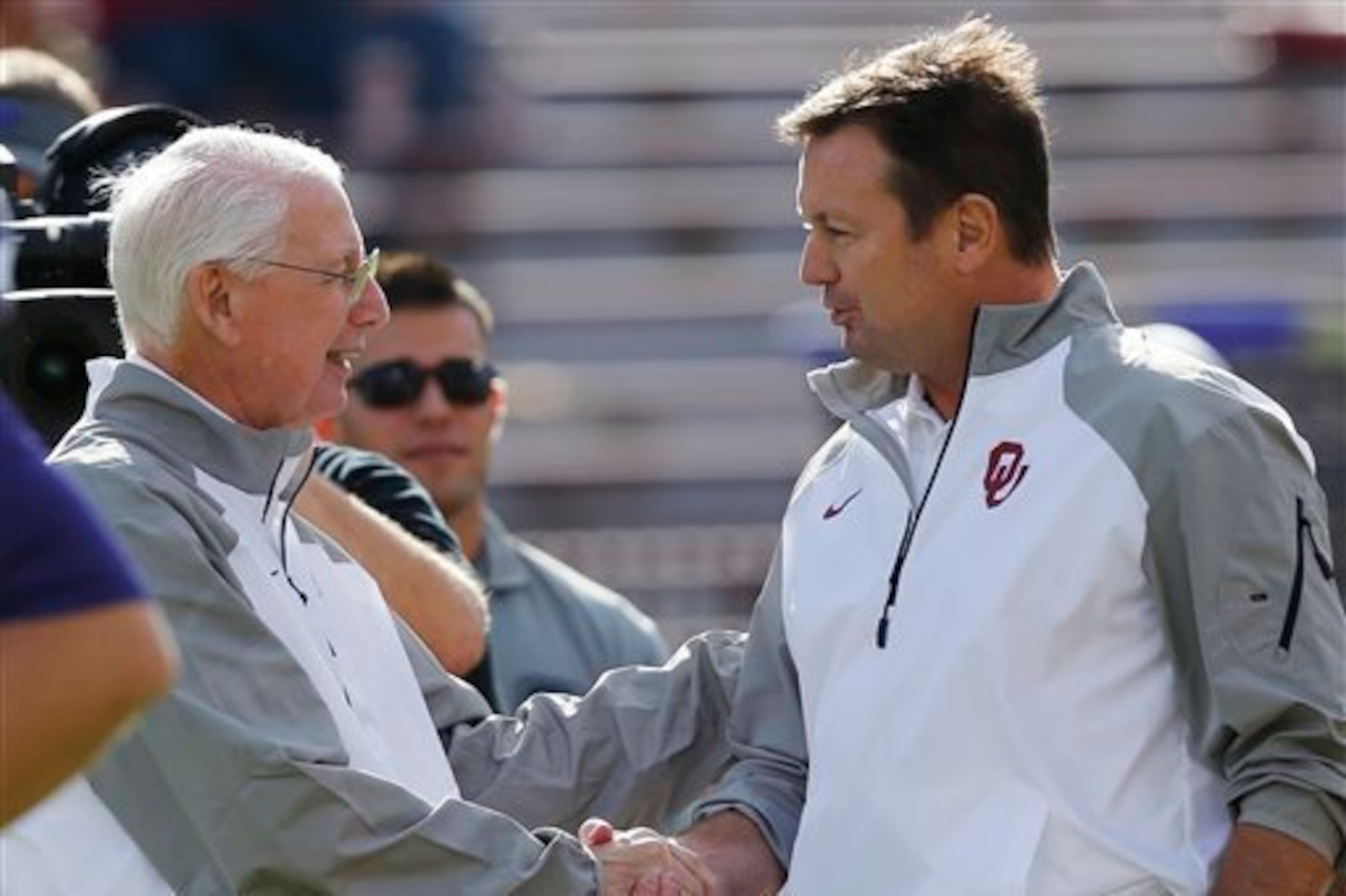 Snyder (left) got the best of Stoops (right) this time around.