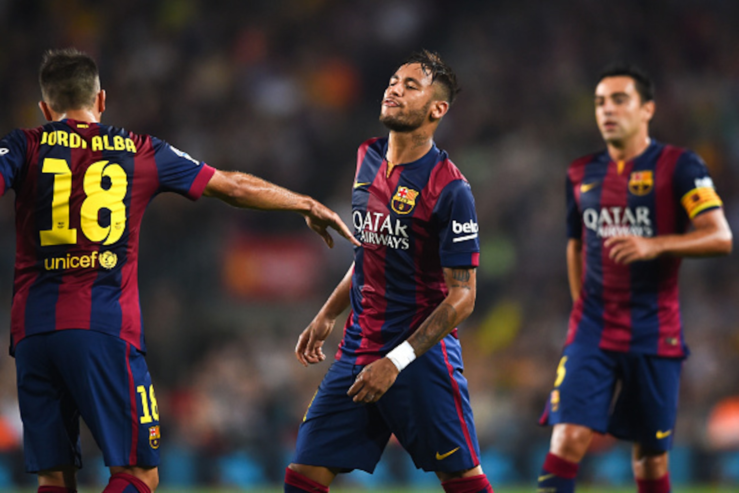 BARCELONA, SPAIN - OCTOBER 18:  Neymar of FC Barcelona argues with Manuel Castellano 'Lillo' of SD Eibar, not in picture during the La Liga match between FC Barcelona and SD Eibar at Camp Nou on October 18, 2014 in Barcelona, Spain.  (Photo by David Ramos