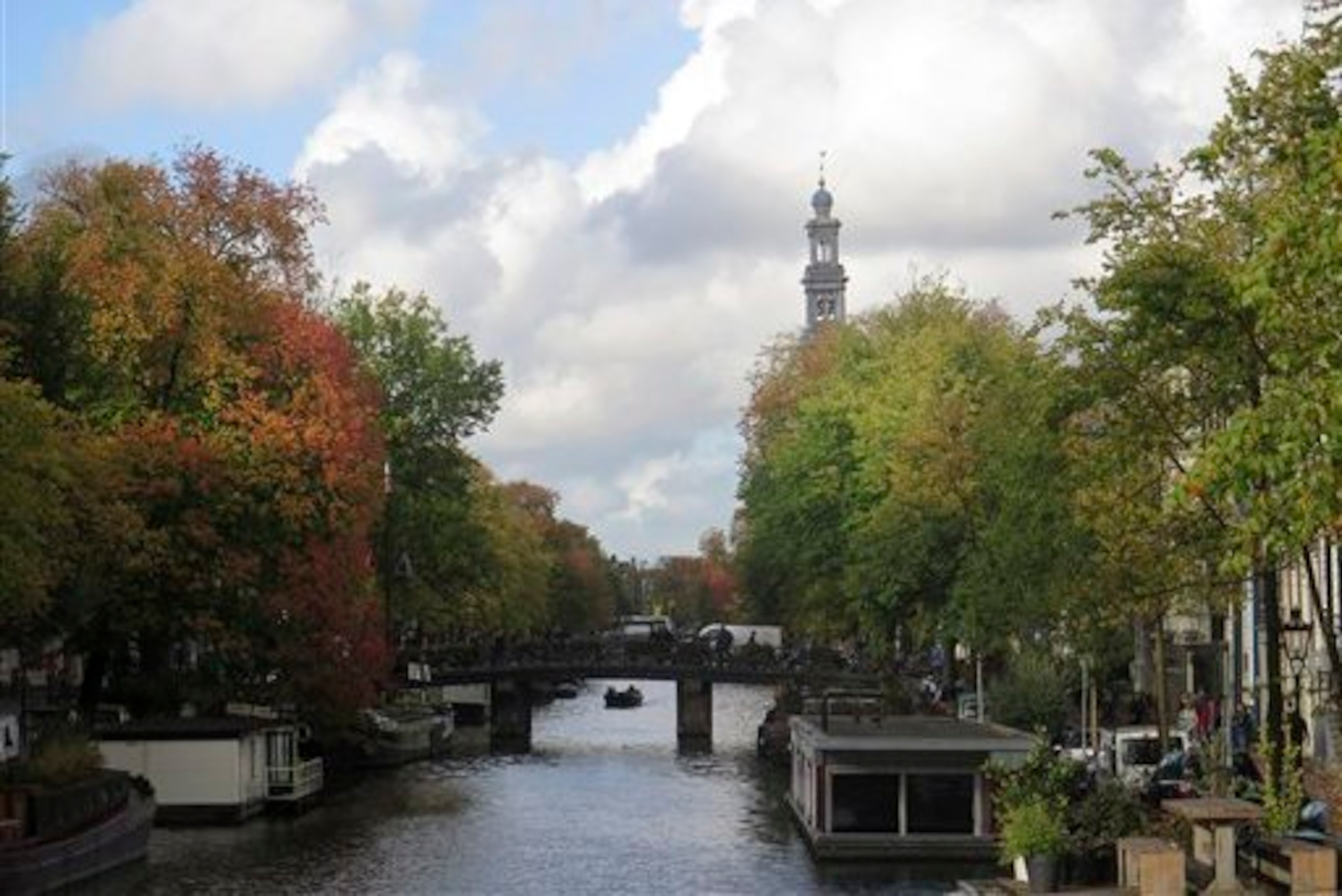Amsterdam provided a fine backdrop to some excellent marathon running.