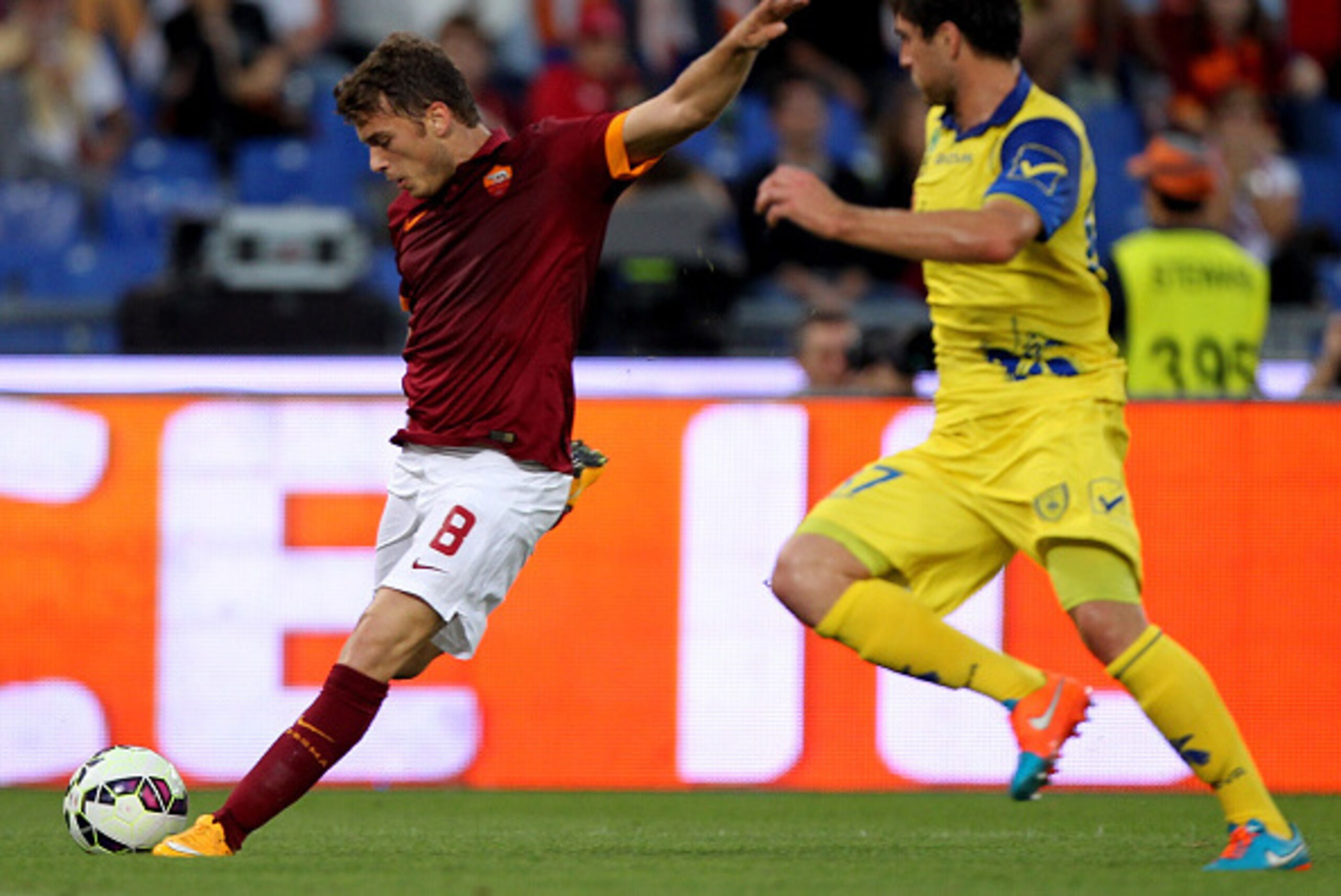 ROME, ITALY - OCTOBER 18: Adem Ljajic of AS Roma scores the second team's goal during the Serie A match between AS Roma and AC Chievo Verona at Stadio Olimpico on October 18, 2014 in Rome, Italy.  (Photo by Paolo Bruno/Getty Images)