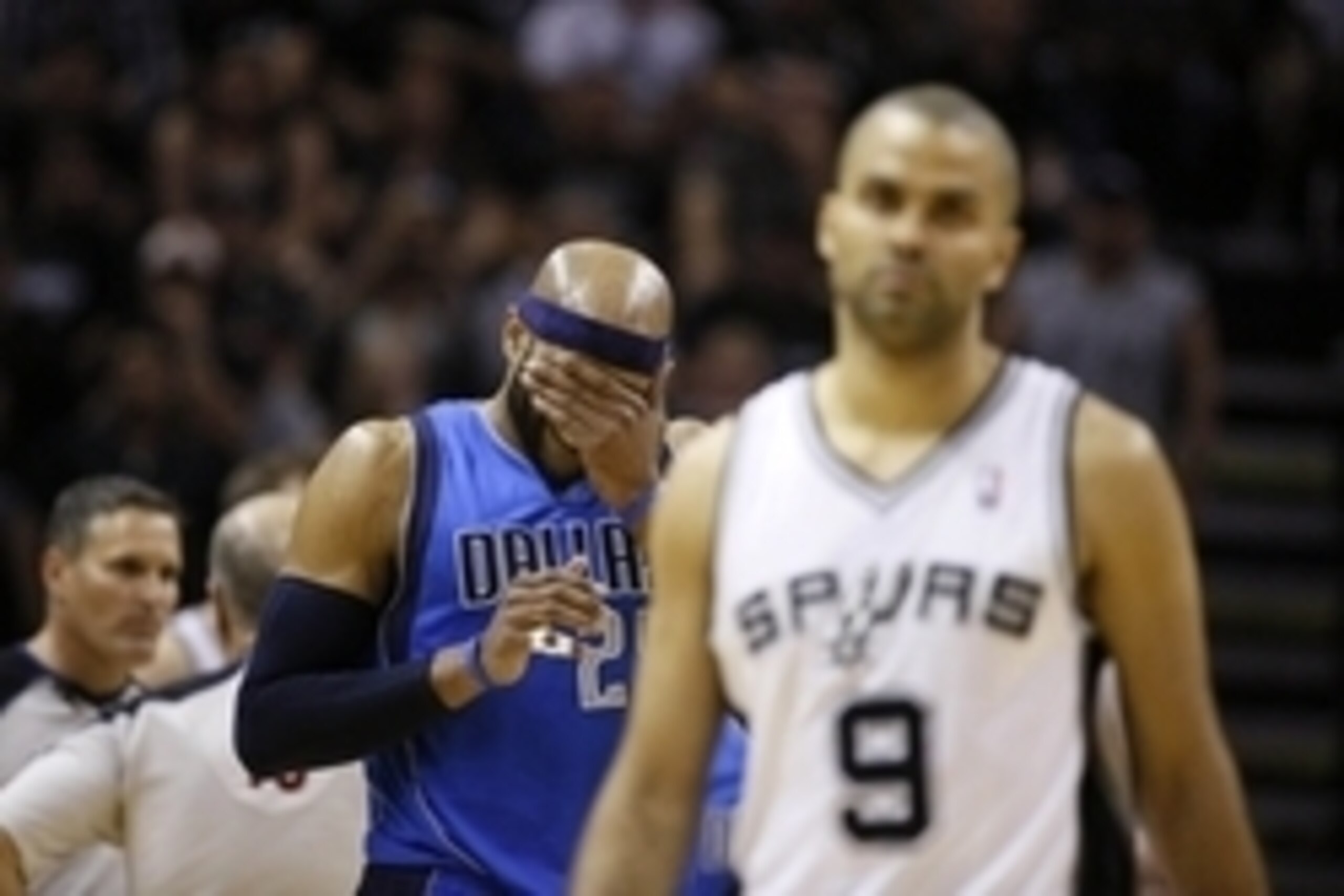 May 4, 2014; San Antonio, TX, USA; Dallas Mavericks guard Vince Carter (25) reacts to being called for a foul against the San Antonio Spurs in game seven of the first round of the 2014 NBA Playoffs at AT&T Center. The Spurs won 119-96. Mandatory Credit: S
