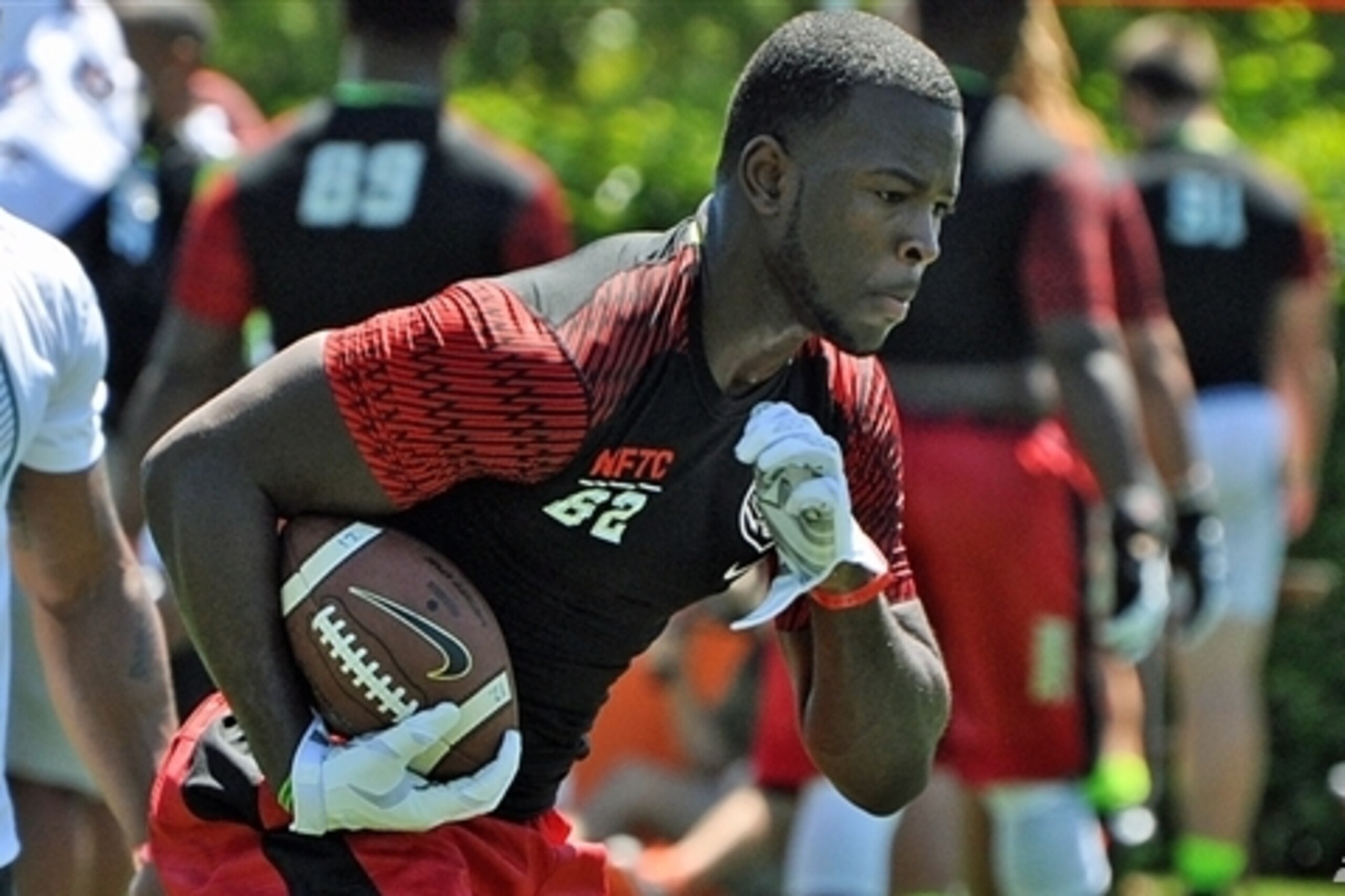 5-star RB Jacques Patrick stopped by Gainesville over the weekend, set to announce his verbal decision on Oct. 27.