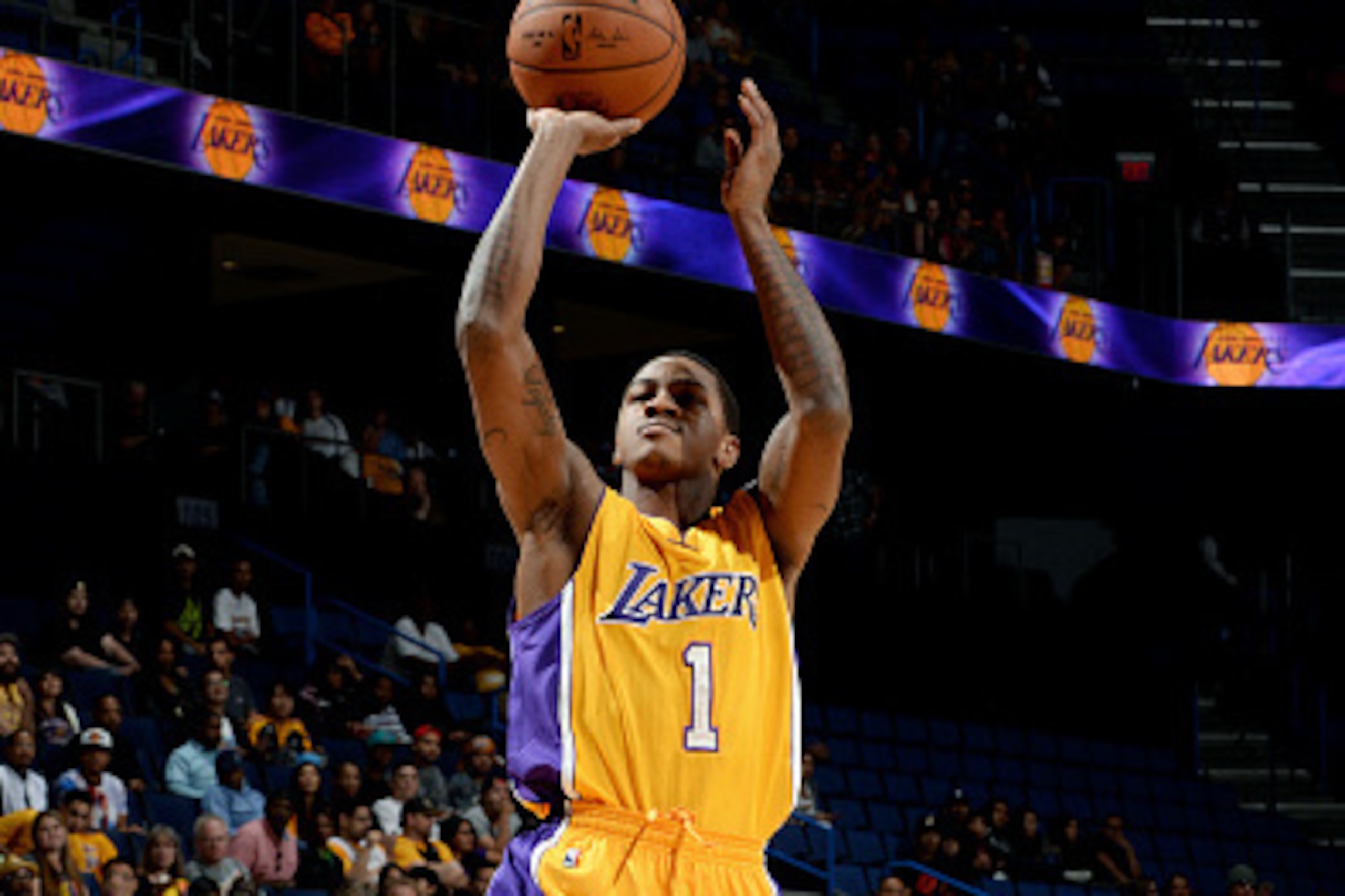 ONTARIO, CA - OCTOBER 12: Keith Appling #1 of the Los Angeles Lakers shoots the jumper during the game against the Golden State Warriors on October 12, 2014 at Citizens Business Bank Arena in Ontario, California. NOTE TO USER: User expressly acknowledges ONTARIO, CA - OCTOBER 12: Keith Appling #1 of the Los Angeles Lakers shoots the jumper during the game against the Golden State Warriors on October 12, 2014 at Citizens Business Bank Arena in Ontario, California. NOTE TO USER: User expressly acknowledges