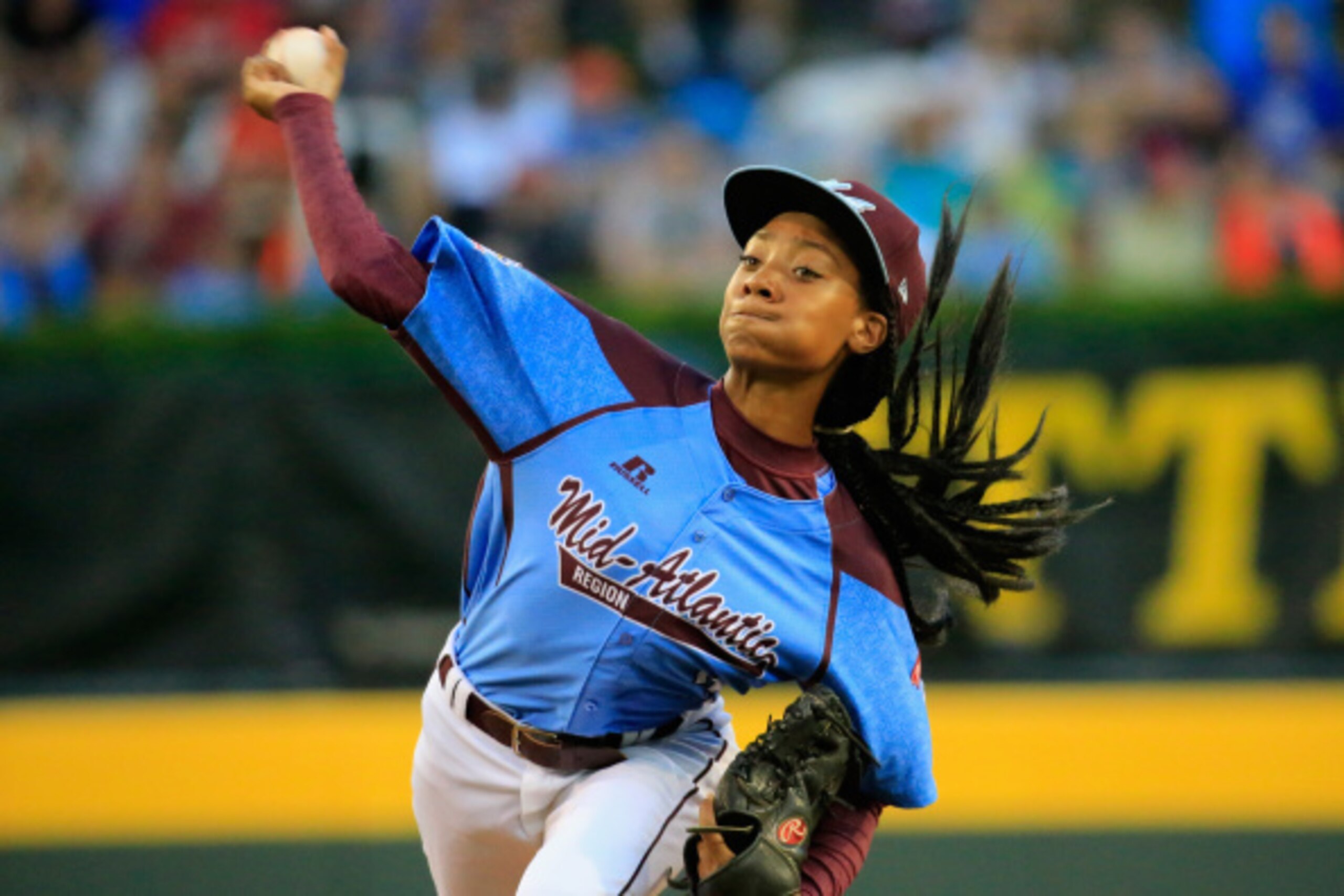SOUTH WILLIAMSPORT, PA - AUGUST 20:  Mo'ne Davis #3 of Pennsylvania pitches to a Nevada batter during the first inning of the United States division game at the Little League World Series tournament at Lamade Stadium on August 20, 2014 in South Williamspo