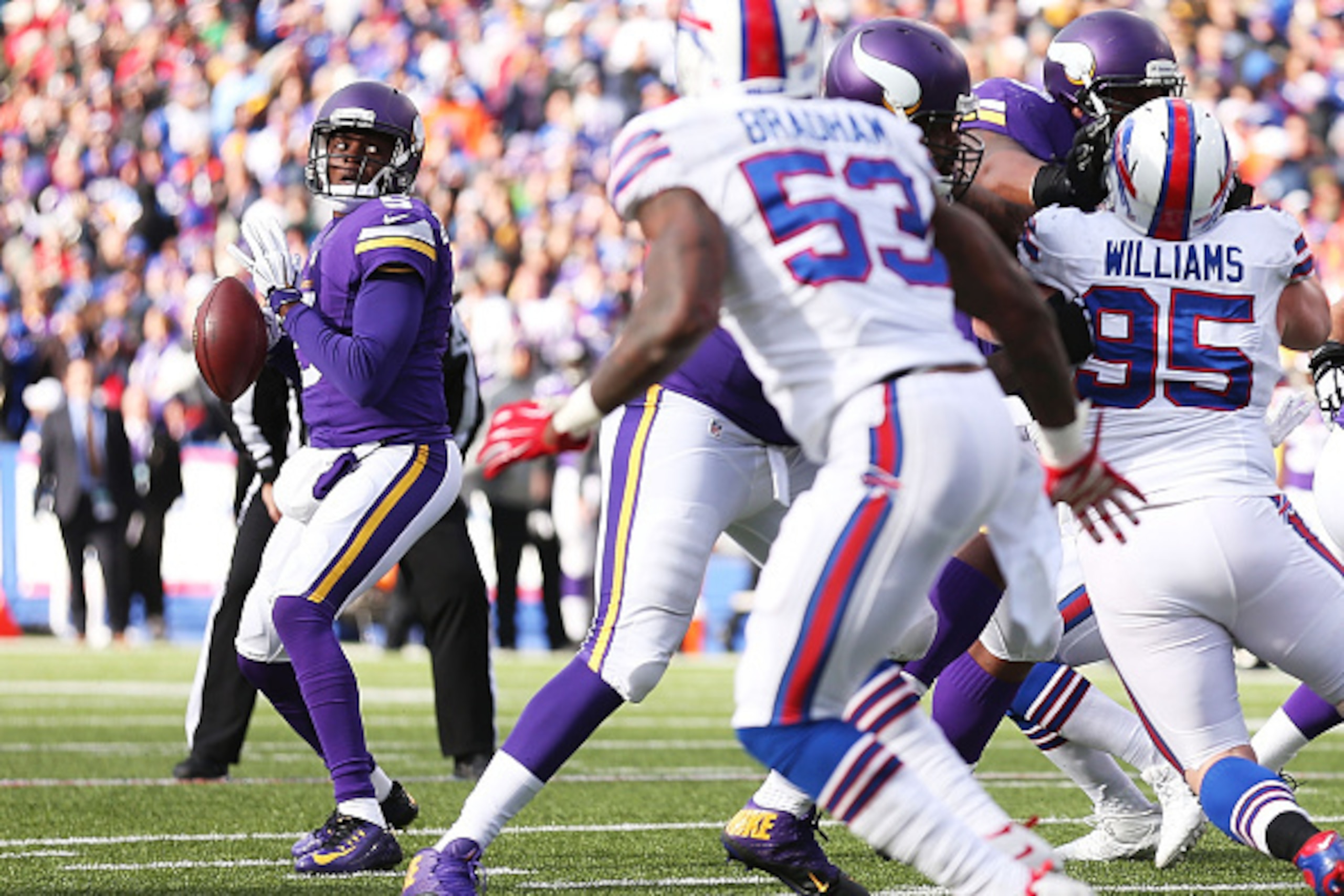 ORCHARD PARK, NY - OCTOBER 19:   Teddy Bridgewater #5 of the Minnesota Vikings looks to throw against the Buffalo Bills during the second half at Ralph Wilson Stadium on October 19, 2014 in Orchard Park, New York.  (Photo by Brett Carlsen/Getty Images)