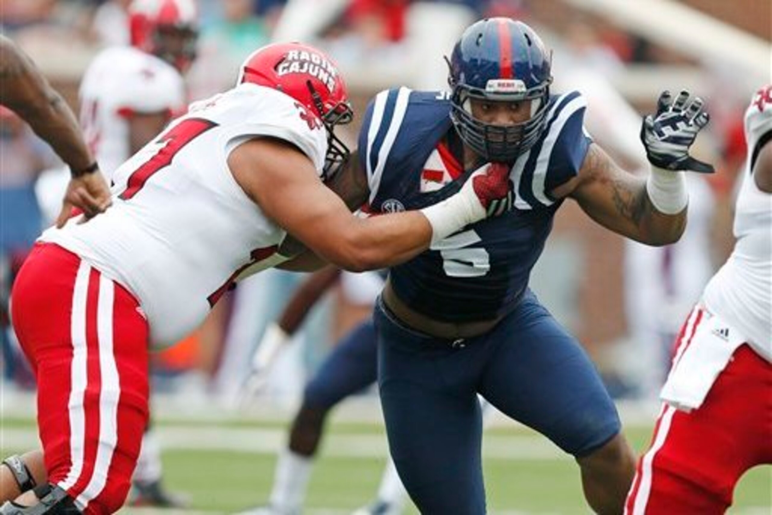 Ole Miss defensive tackle Robert Nkemdiche