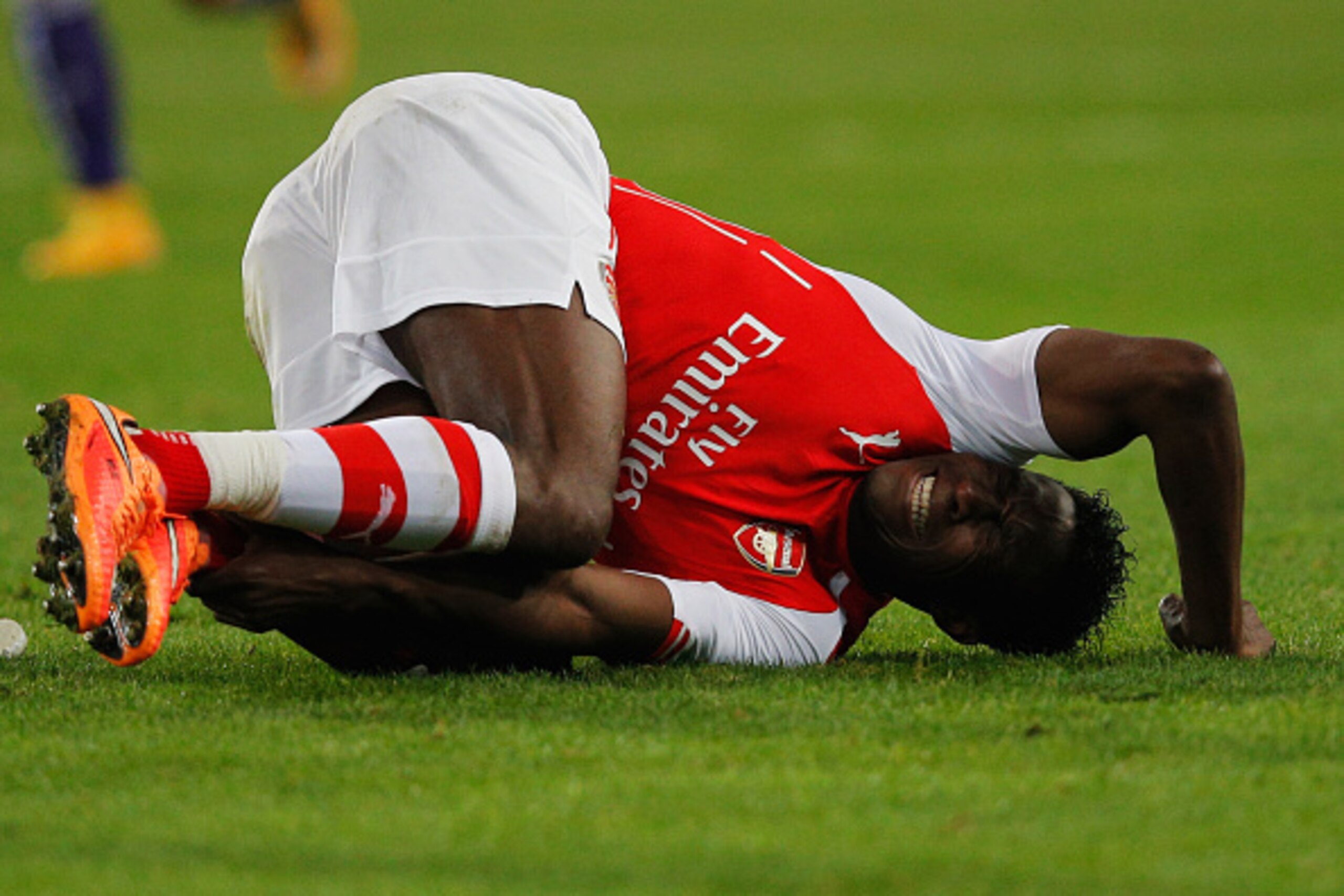 BRUSSELS, BELGIUM - OCTOBER 22:  Danny Welbeck of Arsenal is injured during the UEFA Champions League Group D match between RSC Anderlecht and Arsenal at Constant Vanden Stock Stadium on October 22, 2014 in Brussels, Belgium.  (Photo by Dean Mouhtaropoulo
