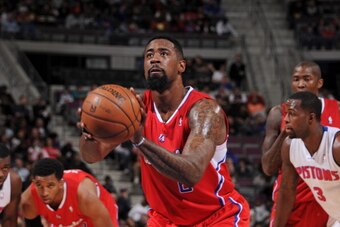 AUBURN HILLS, MI - JANUARY 20:  DeAndre Jordan #6 of the Los Angeles Clippers takes a free throw against the Detroit Pistons on January 20, 2014 at The Palace of Auburn Hills in Auburn Hills, Michigan. NOTE TO USER: User expressly acknowledges and agrees 