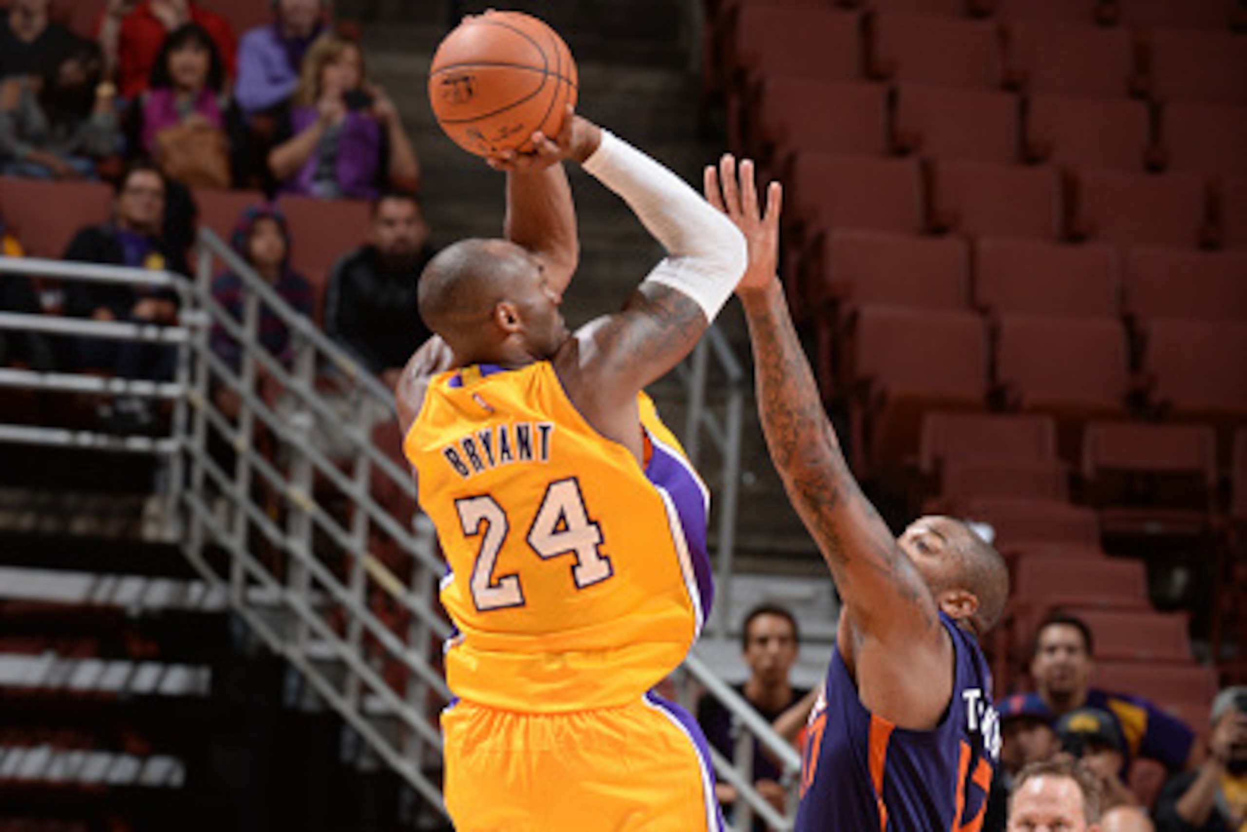 ANAHEIM, CA - OCTOBER 21: Kobe Bryant #24 of the Los Angeles Lakers shoots the basketball during a game against the Phoenix Suns on October 21, 2014 at the Honda Center in Anaheim, California. NOTE TO USER:  User expressly acknowledges and agrees that, by