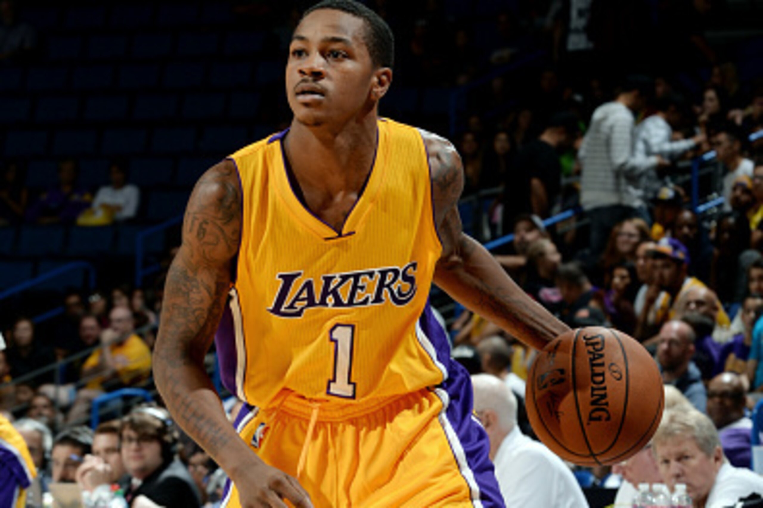 ONTARIO, CA - OCTOBER 12:  Keith Appling #1 of the Los Angeles Lakers handles the ball during the game against the Golden State Warriors on October 12, 2014 at Citizens Business Bank Arena in Ontario, California. NOTE TO USER: User expressly acknowledges 