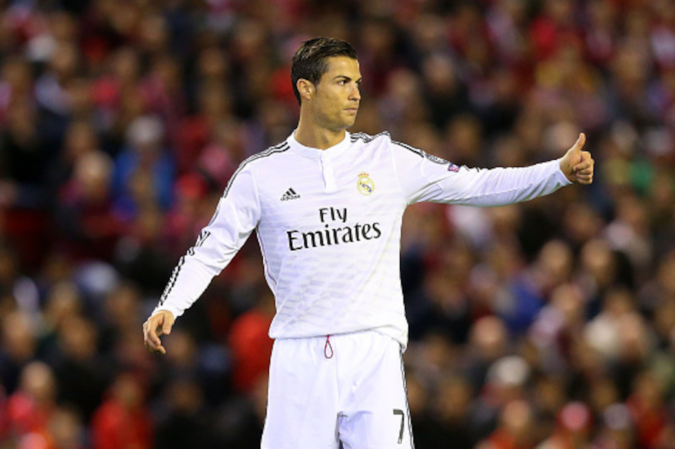 LIVERPOOL, ENGLAND - OCTOBER 22:  Cristiano Ronaldo of Real Madrid gives a thumbs up during the UEFA Champions League Group B match between Liverpool and Real Madrid CF on October 22, 2014 in Liverpool, United Kingdom.  (Photo by Alex Livesey/Getty Images