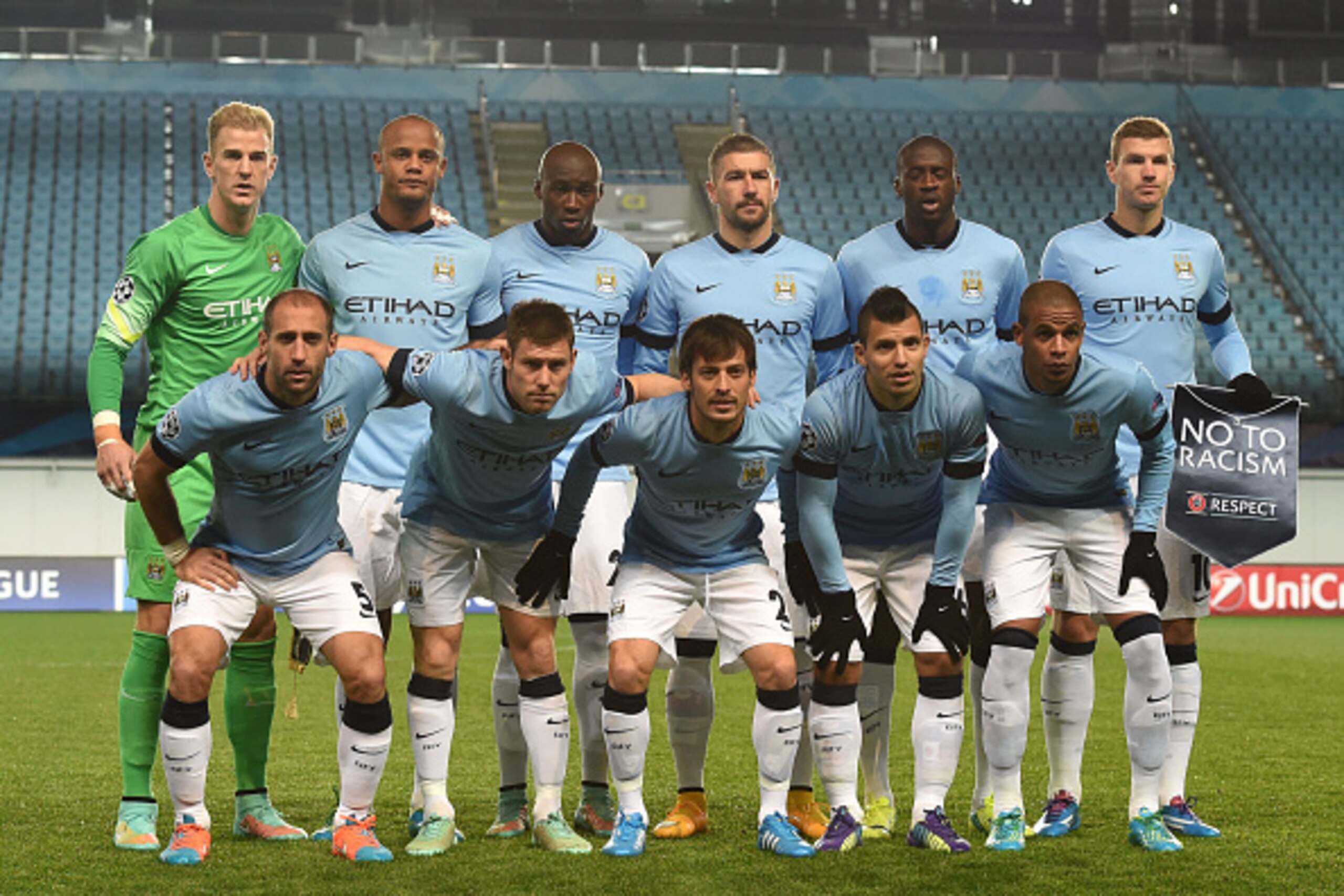 KHIMKI, RUSSIA - OCTOBER 21: The Manchester City FC squad line up ahead of the UEFA Champions League Group E match between PFC CSKA Moscow and Manchester City FC at the Arena Khimki Stadium on October 21, 2014 in Khimki, Russia.  (Photo by Epsilon/Getty I