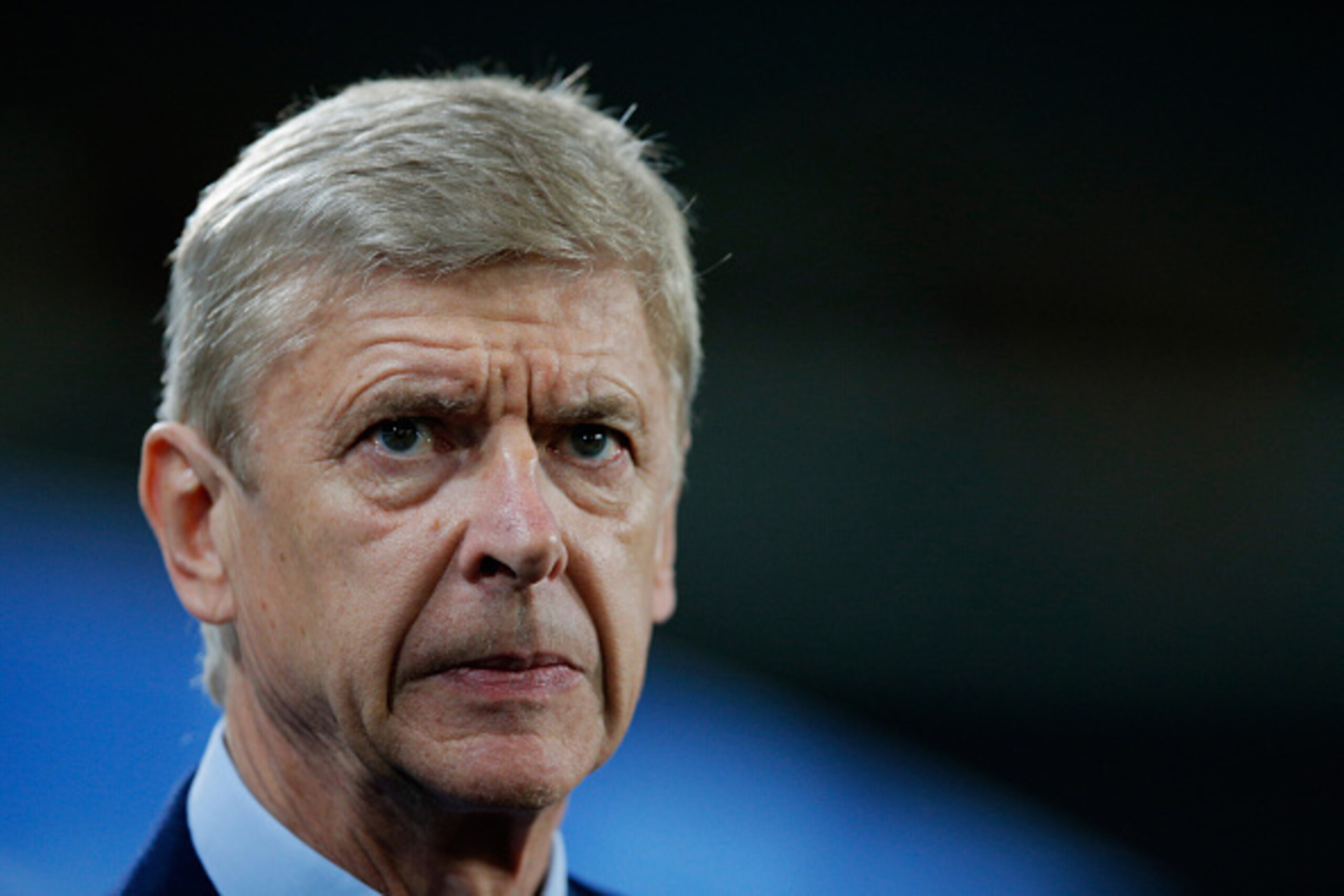 BRUSSELS, BELGIUM - OCTOBER 22:  Arsene Wenger, manager of Arsenal looks on prior to the UEFA Champions League Group D match between RSC Anderlecht and Arsenal at Constant Vanden Stock Stadium on October 22, 2014 in Brussels, Belgium.  (Photo by Dean Mouh