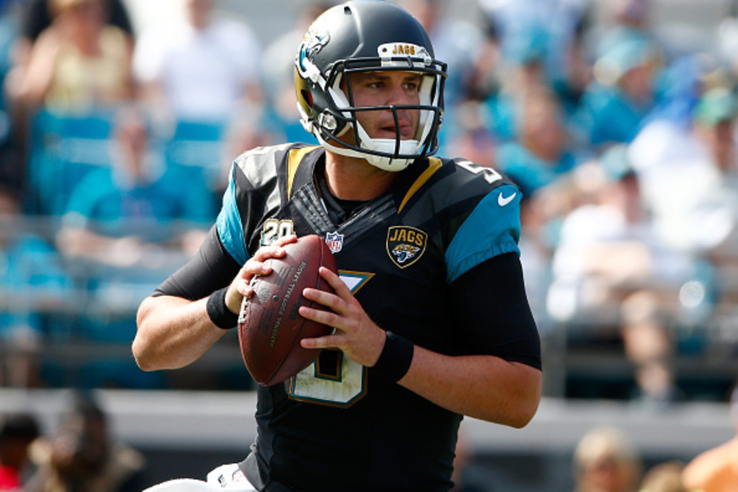 JACKSONVILLE, FL - OCTOBER 19:  Blake Bortles #5 of the Jacksonville Jaguars attempts a pass during the game against the Cleveland Browns at EverBank Field on October 19, 2014 in Jacksonville, Florida.  (Photo by Sam Greenwood/Getty Images)