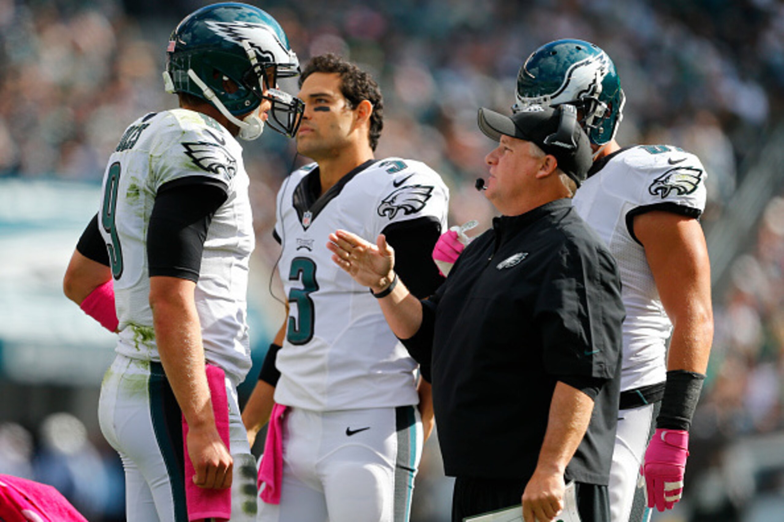 PHILADELPHIA, PA - OCTOBER 5: Quarterback Nick Foles #9 of the Philadelphia Eagles talks to head coach Chip Kelly during a timeout in the second quarter against the St. Louis Rams on October 5, 2014 at Lincoln Financial Field in Philadelphia, Pennsylvania