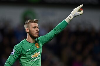 WEST BROMWICH, ENGLAND - OCTOBER 20: David De Gea of Manchester United in action during the Barclays Premier League match between West Bromwich Albion and Manchester United at The Hawthorns on October 20, 2014 in West Bromwich, England.  (Photo by Michael