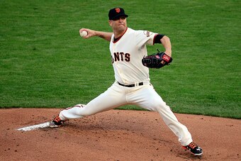 SAN FRANCISCO, CA - OCTOBER 24:  Pitcher Tim Hudson #17 of the San Francisco Giants pitches in the first inning against the Kansas City Royals during Game Three of the 2014 World Series at AT&T Park on October 24, 2014 in San Francisco, California.  (Phot