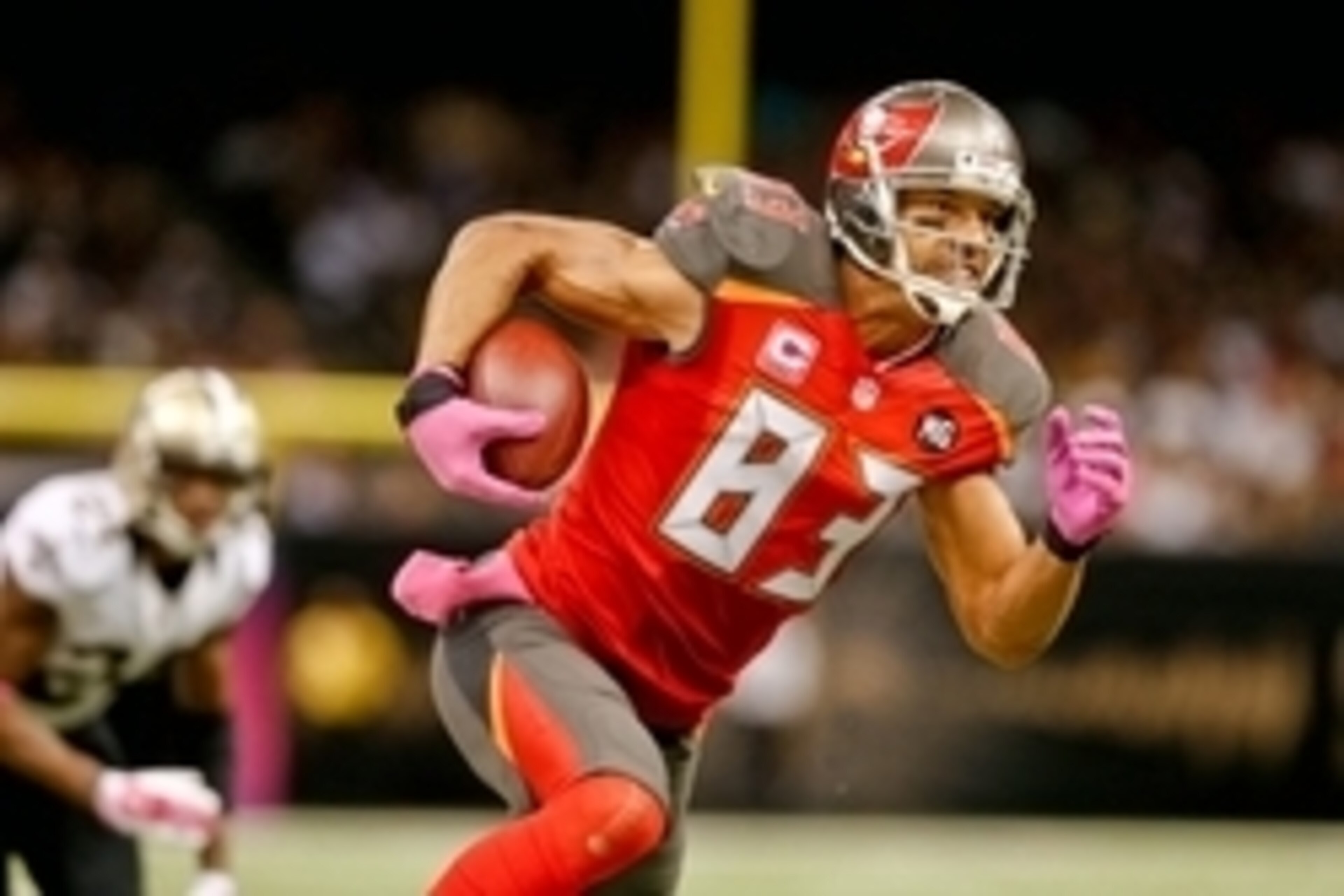 Oct 5, 2014; New Orleans, LA, USA; Tampa Bay Buccaneers wide receiver Vincent Jackson (83) runs after a catch against the New Orleans Saints during the third quarter of a game at Mercedes-Benz Superdome. Mandatory Credit: Derick E. Hingle-USA TODAY Sports