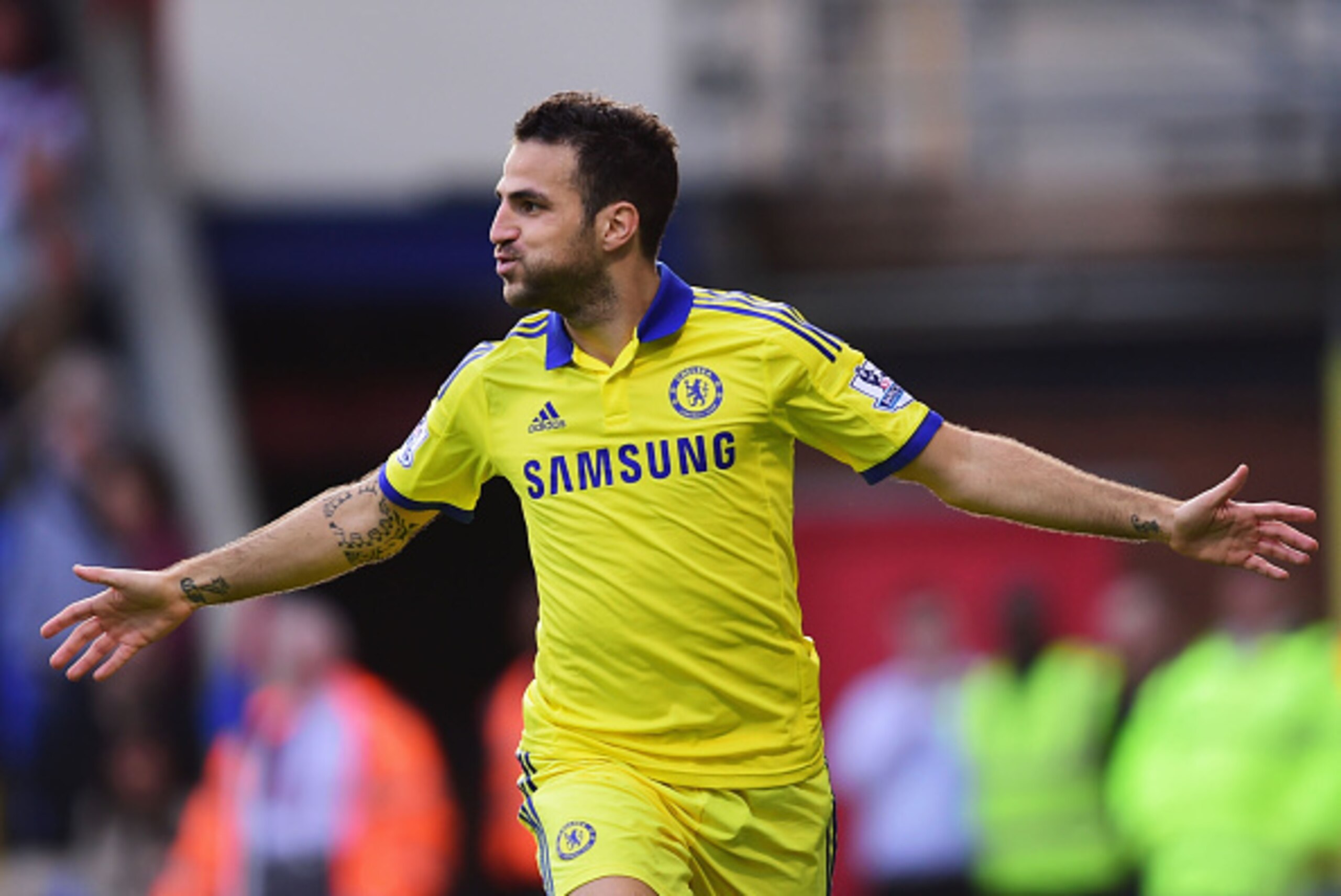 LONDON, ENGLAND - OCTOBER 18: Cesc Fabregas of Chelsea celebrates as he scores their second goal during the Barclays Premier League match between Crystal Palace and Chelsea at Selhurst Park on October 18, 2014 in London, England. (Photo by Jamie McDonal LONDON, ENGLAND - OCTOBER 18: Cesc Fabregas of Chelsea celebrates as he scores their second goal during the Barclays Premier League match between Crystal Palace and Chelsea at Selhurst Park on October 18, 2014 in London, England. (Photo by Jamie McDonal