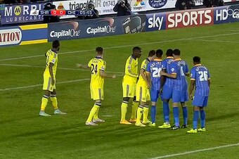 This corner routine gave Chelsea no end of trouble.